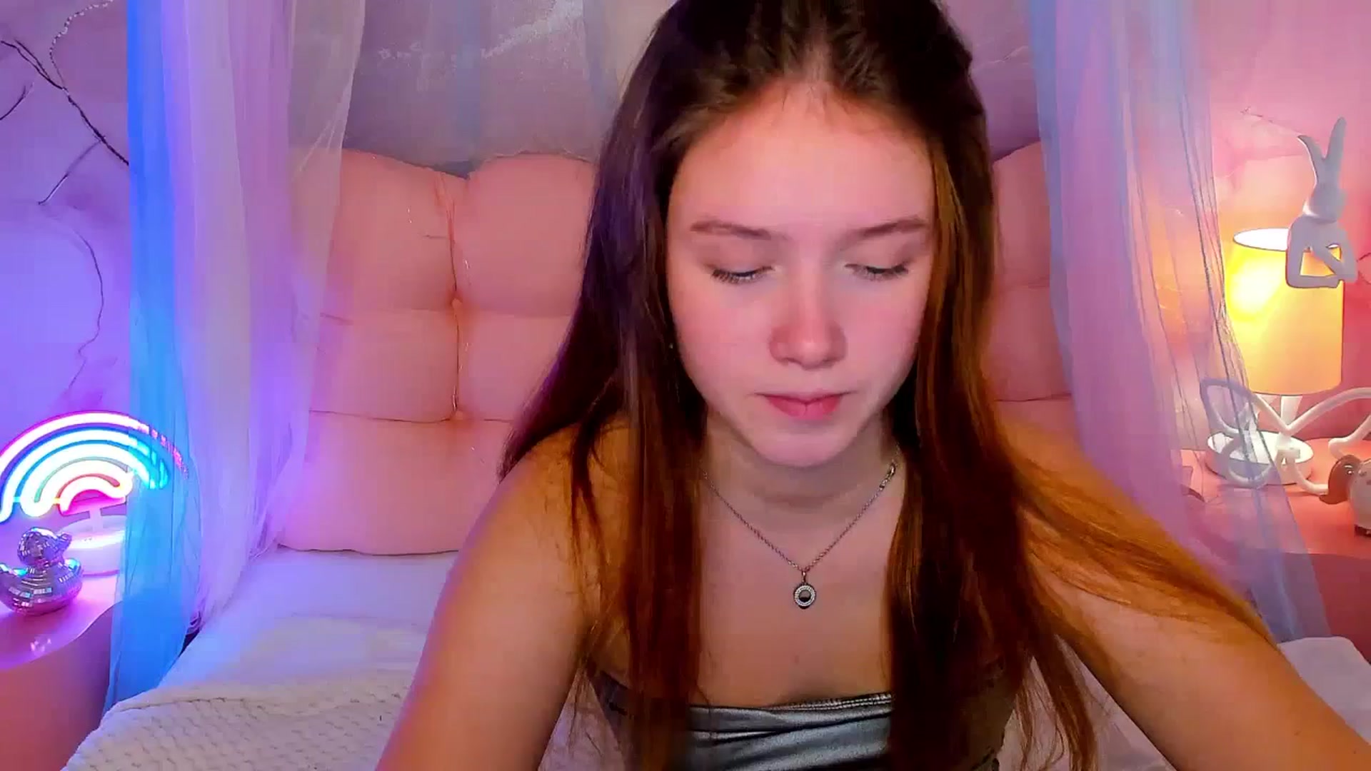 Gallery image thumbnail from Beatrizz's myfreecams stream on, 02/11/2026, 08:47 image 4 of 20