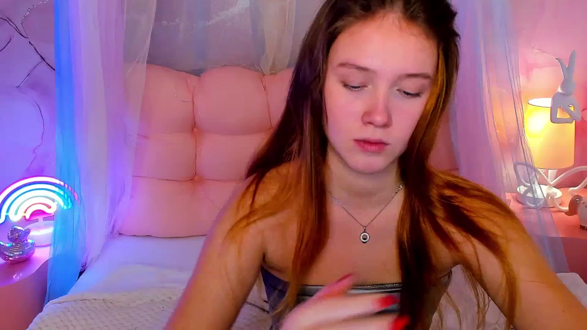 Gallery image thumbnail from Beatrizz's myfreecams stream on, 02/11/2026, 08:47 image 2 of 20