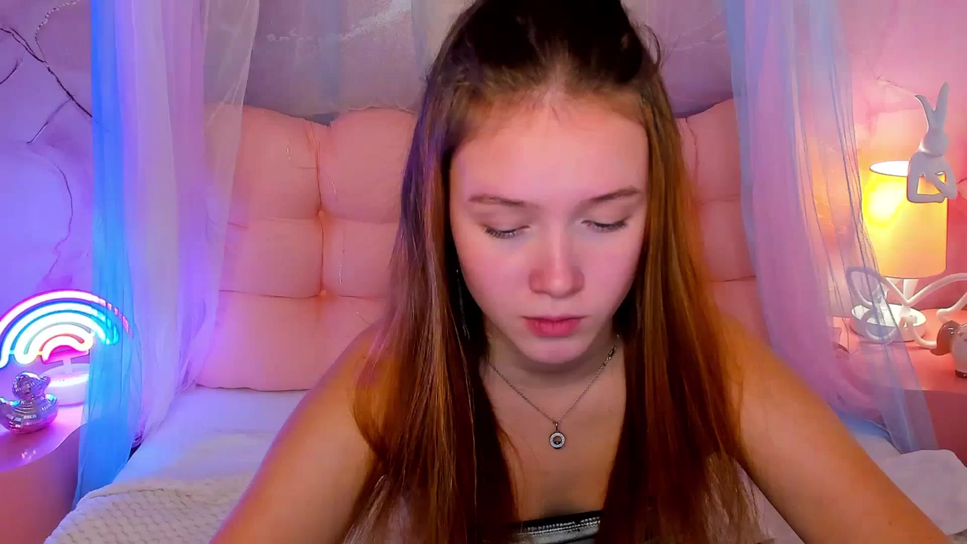 Gallery image thumbnail from Beatrizz's myfreecams stream on, 02/11/2026, 09:12 image 16 of 20
