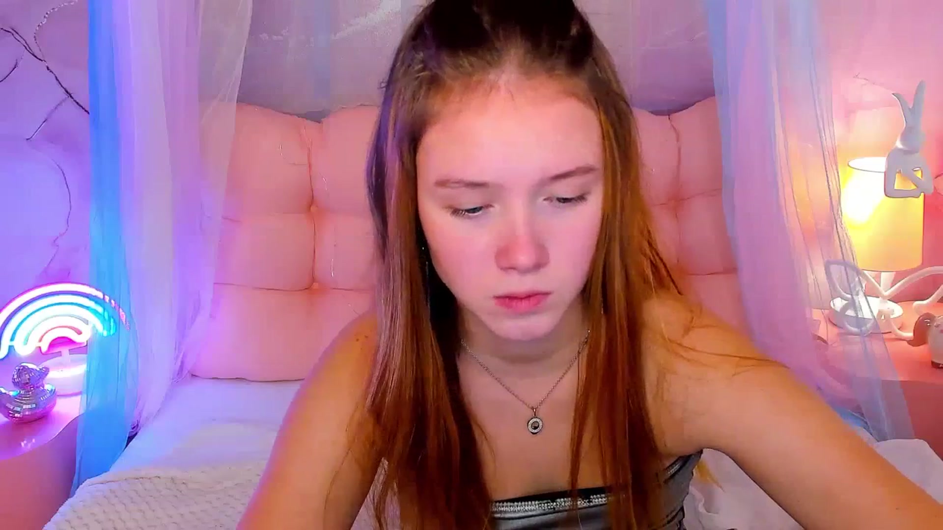 Gallery image thumbnail from Beatrizz's myfreecams stream on, 02/11/2026, 09:34 image 7 of 20