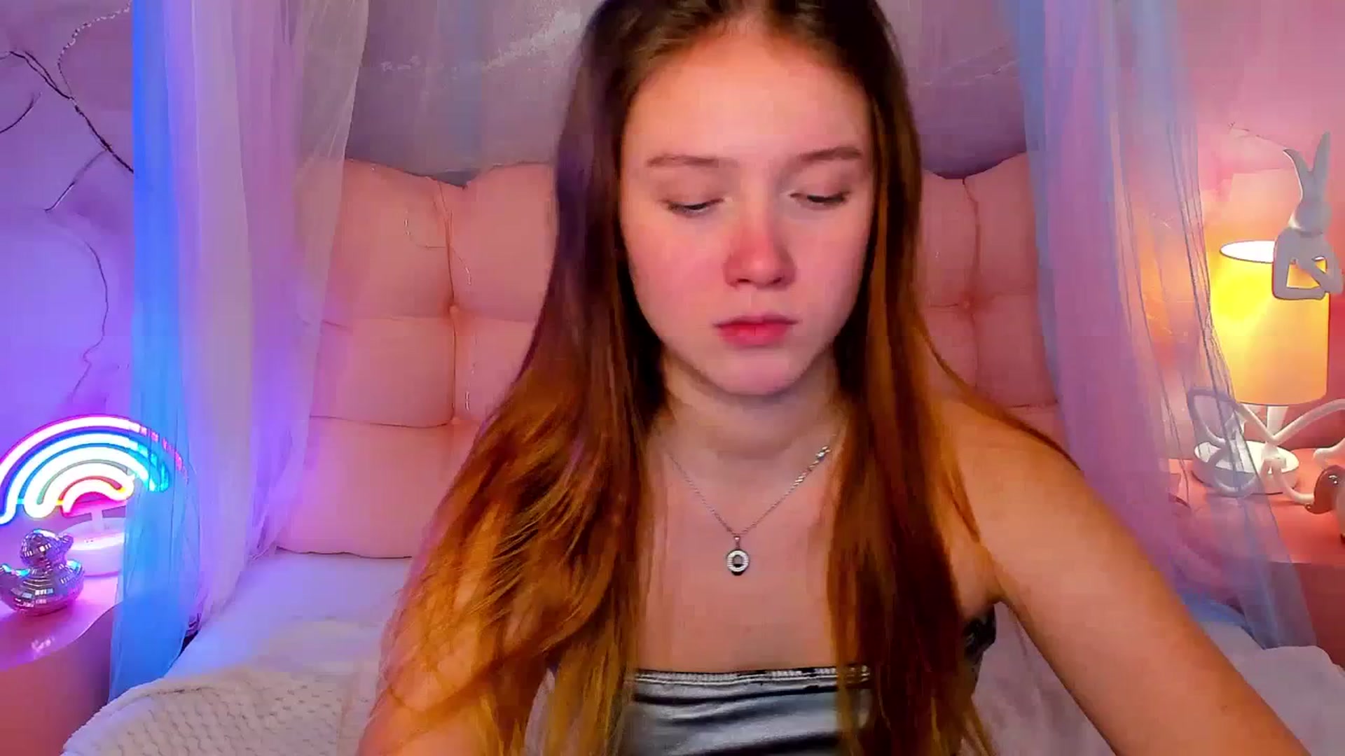 Gallery image thumbnail from Beatrizz's myfreecams stream on, 02/11/2026, 12:04 image 3 of 20