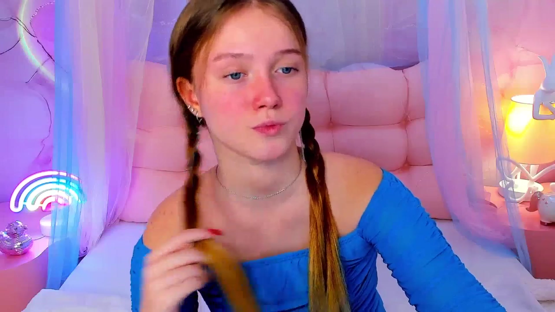Gallery image thumbnail from Beatrizz's myfreecams stream on, 02/13/2026, 10:31 image 15 of 20