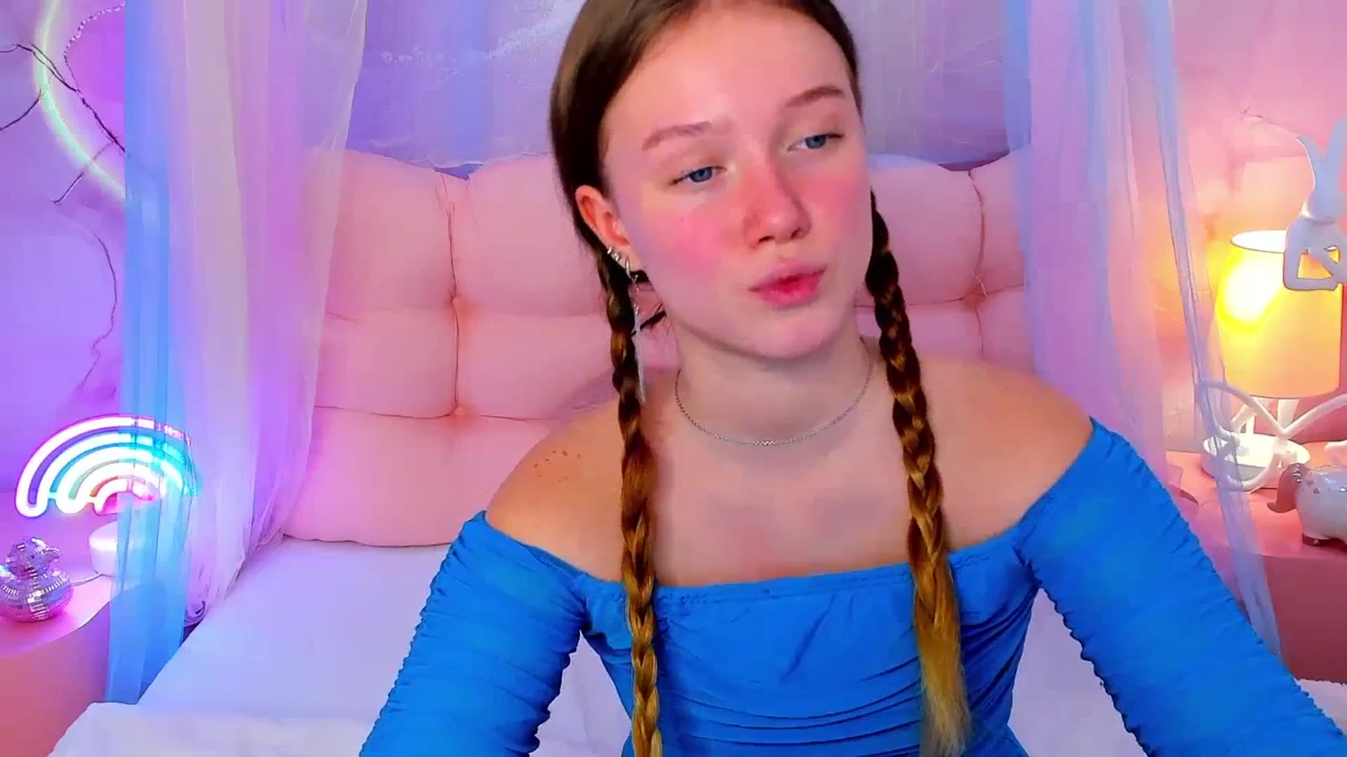 Gallery image thumbnail from Beatrizz's myfreecams stream on, 02/13/2026, 10:31 image 6 of 20