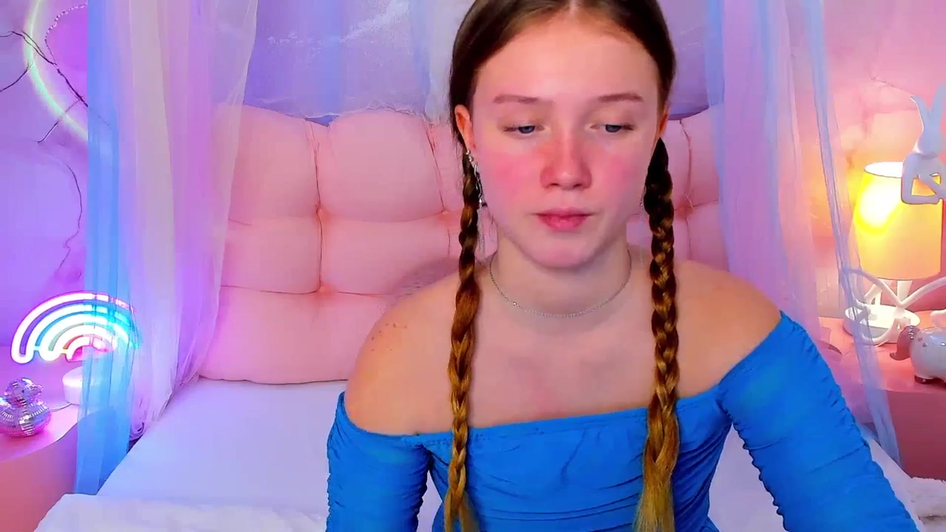 Gallery image thumbnail from Beatrizz's myfreecams stream on, 02/13/2026, 10:31 image 5 of 20