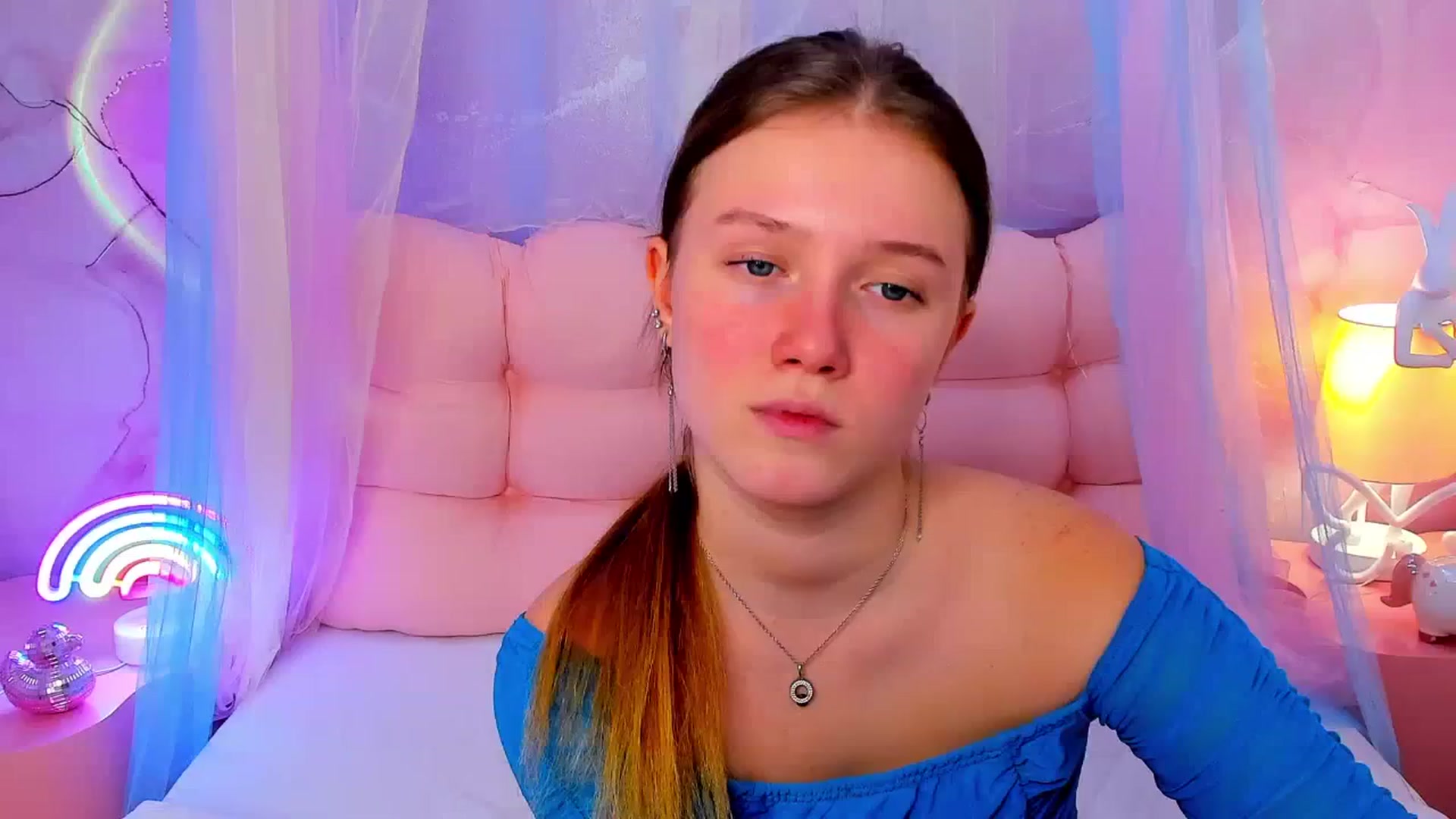 Gallery image thumbnail from Beatrizz's myfreecams stream on, 02/13/2026, 12:58 image 6 of 20