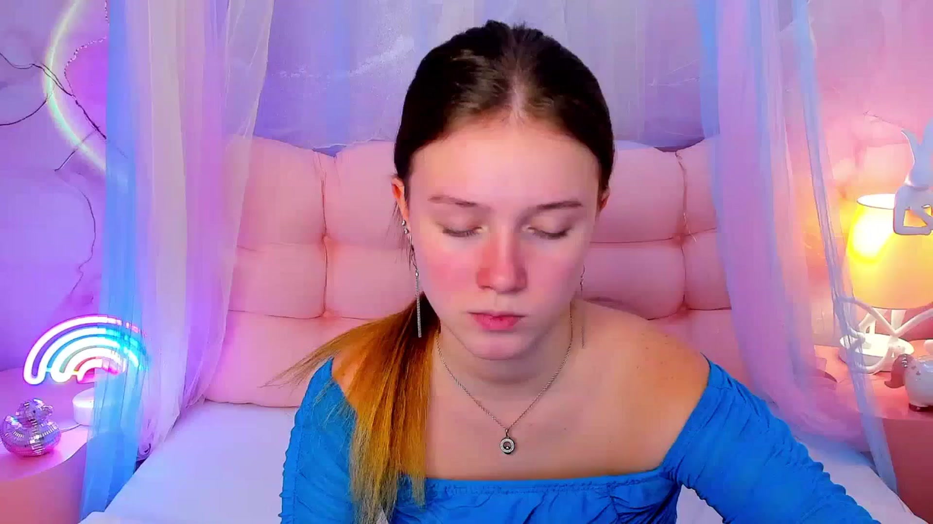 Gallery image thumbnail from Beatrizz's myfreecams stream on, 02/13/2026, 12:58 image 13 of 20
