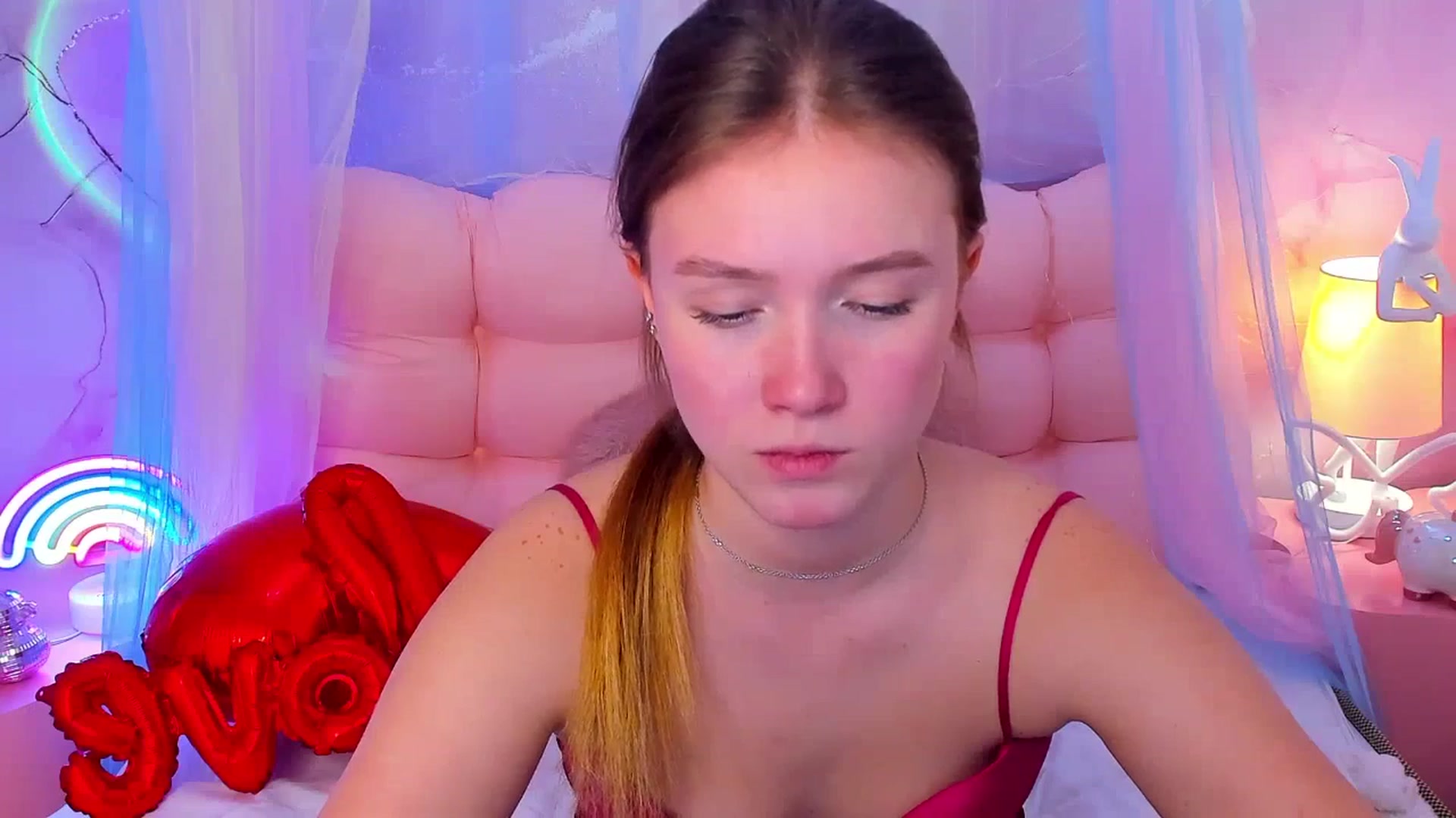 Gallery image thumbnail from Beatrizz's myfreecams stream on, 02/14/2026, 12:40 image 9 of 20