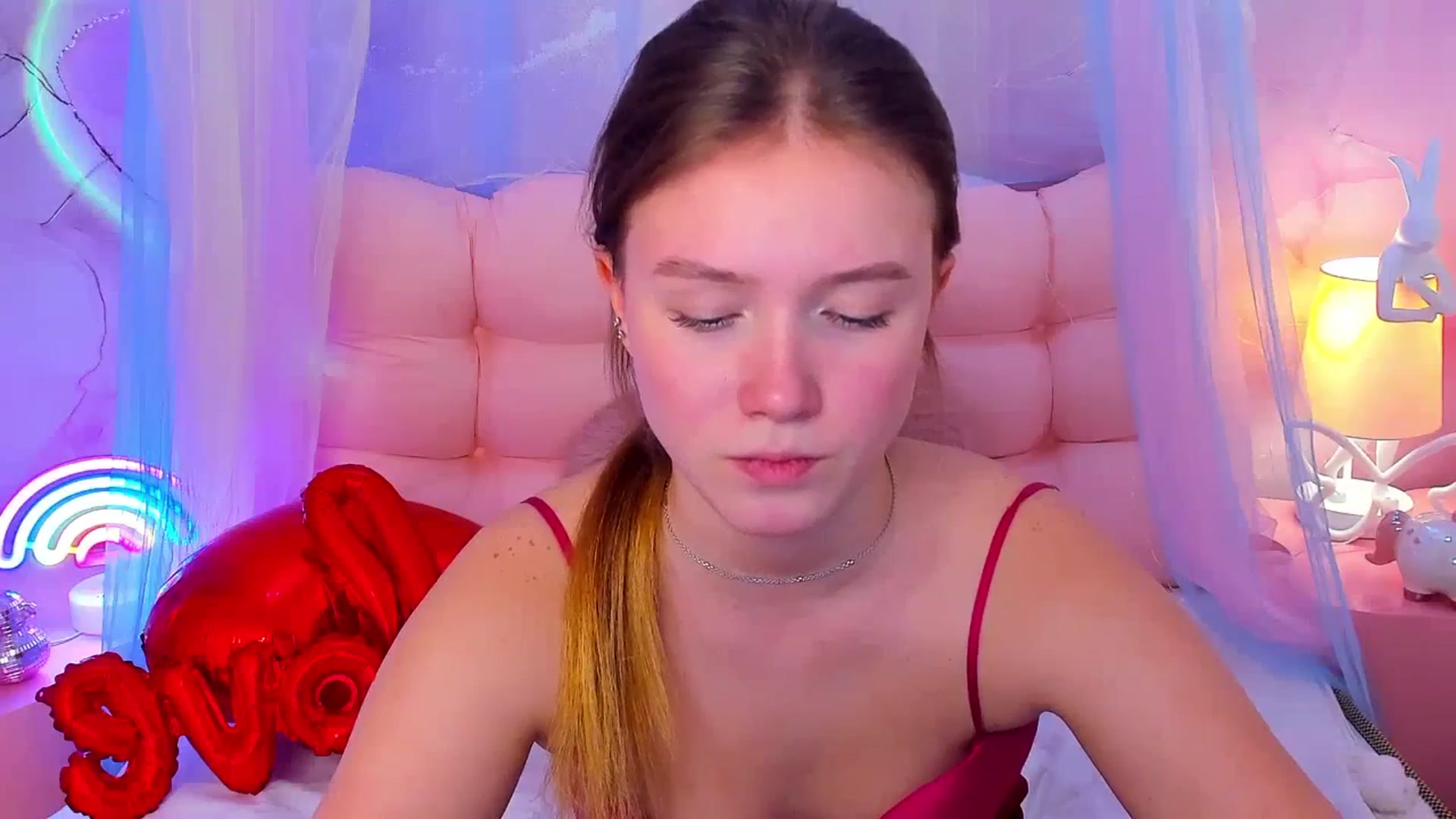 Gallery image thumbnail from Beatrizz's myfreecams stream on, 02/14/2026, 12:40 image 3 of 20
