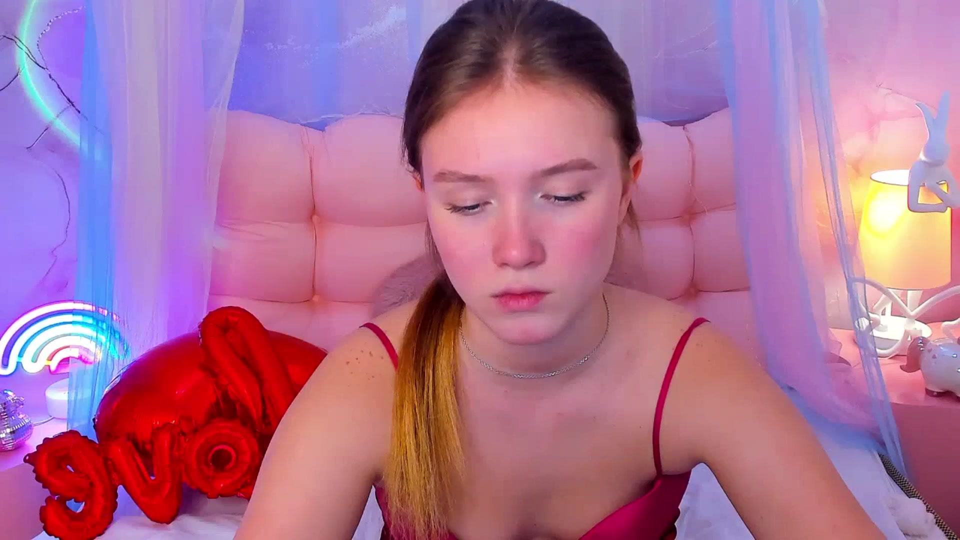 Gallery image thumbnail from Beatrizz's myfreecams stream on, 02/14/2026, 12:40 image 11 of 20