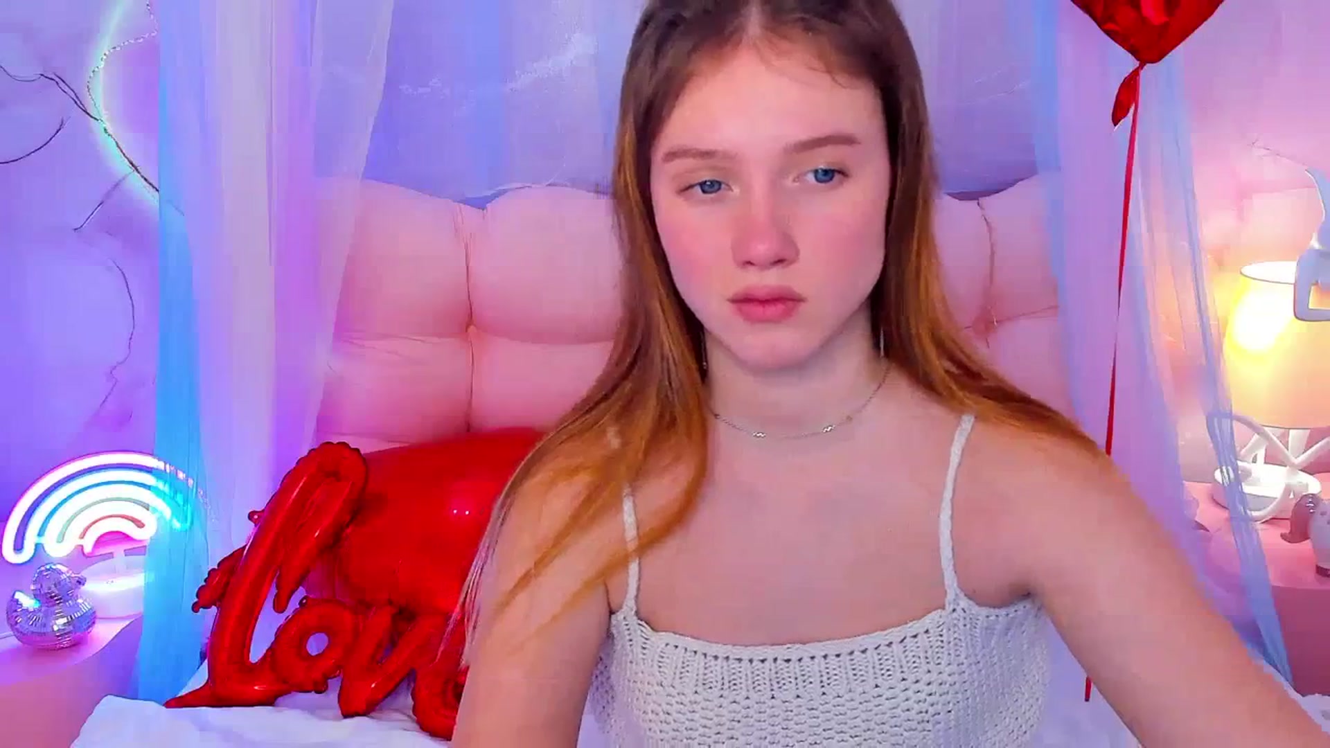 Gallery image thumbnail from Beatrizz's myfreecams stream on, 02/16/2026, 08:44 image 19 of 20