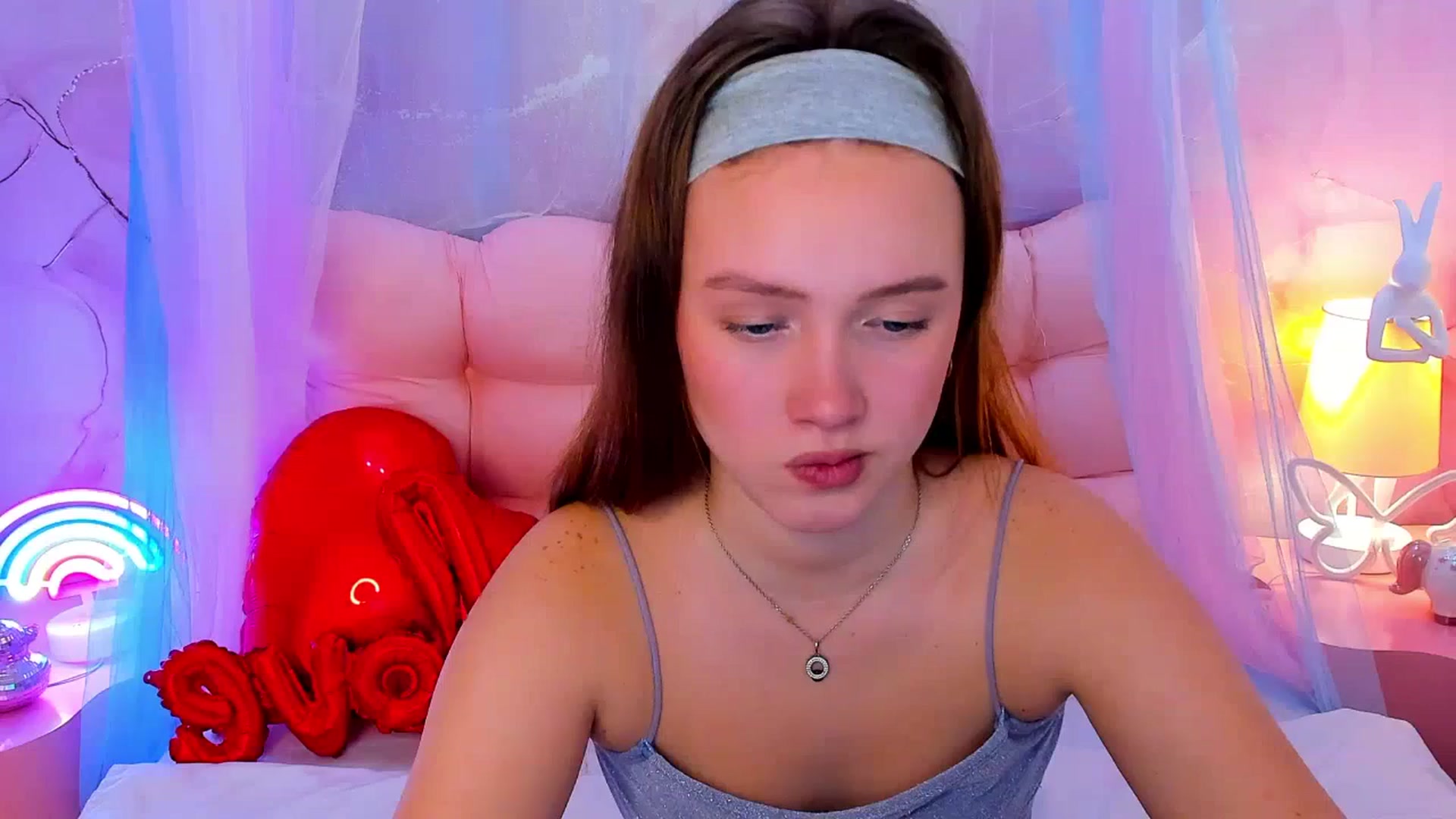 Gallery image thumbnail from Beatrizz's myfreecams stream on, 02/17/2026, 07:49 image 13 of 20