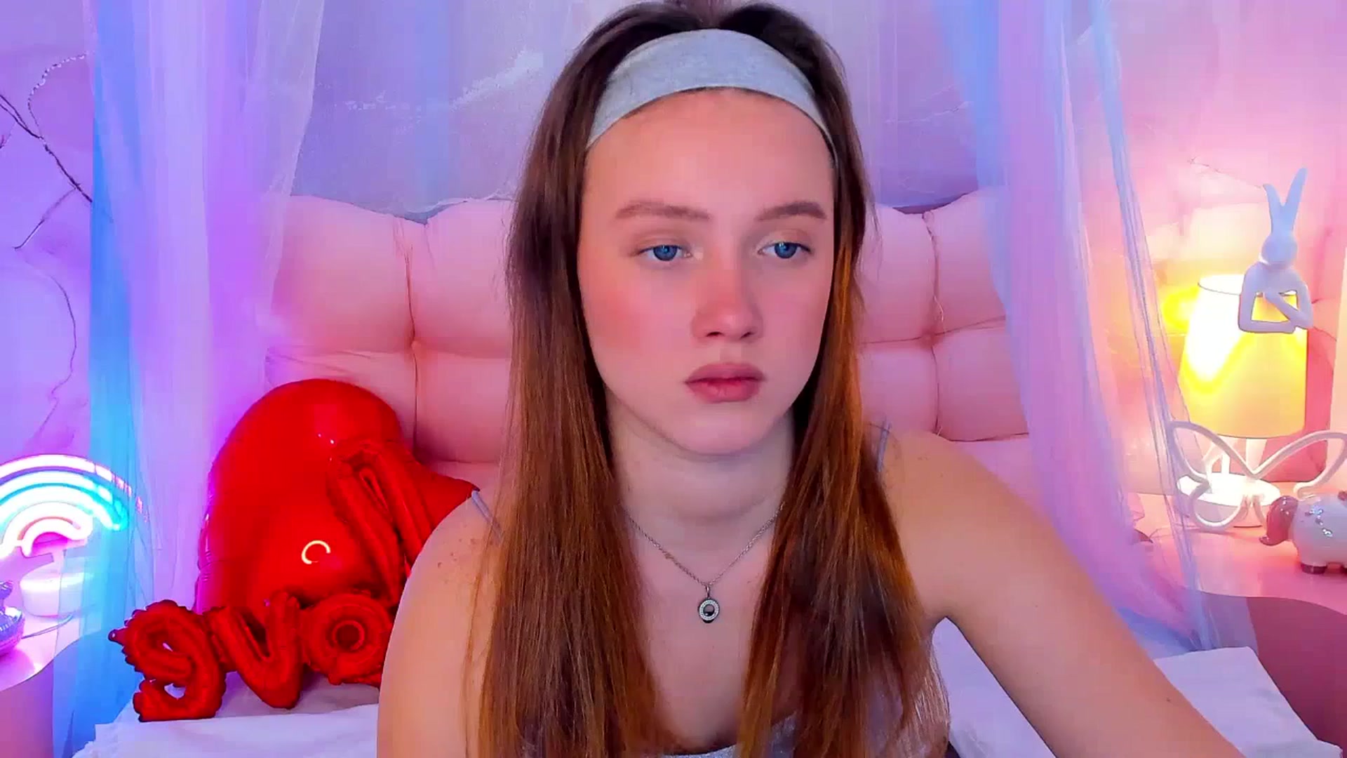 Gallery image thumbnail from Beatrizz's myfreecams stream on, 02/17/2026, 09:11 image 8 of 20