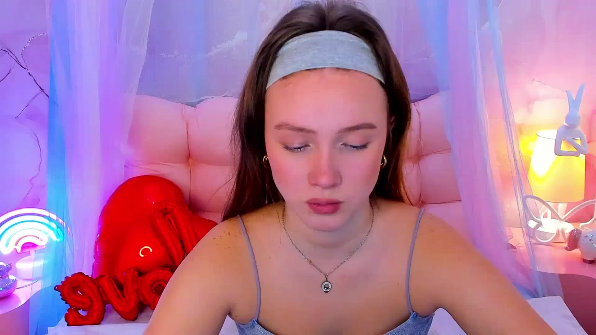 Gallery image thumbnail from Beatrizz's myfreecams stream on, 02/17/2026, 09:11 image 2 of 20