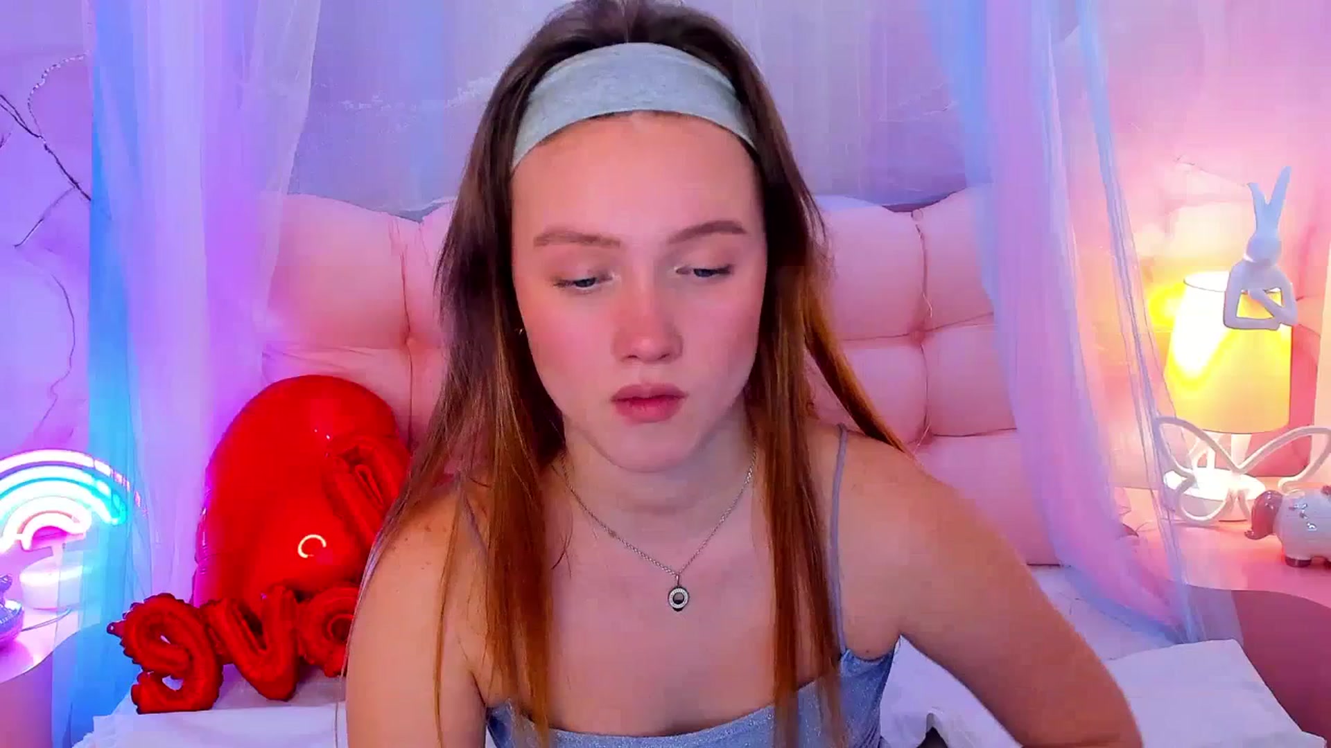 Gallery image thumbnail from Beatrizz's myfreecams stream on, 02/17/2026, 09:11 image 18 of 20