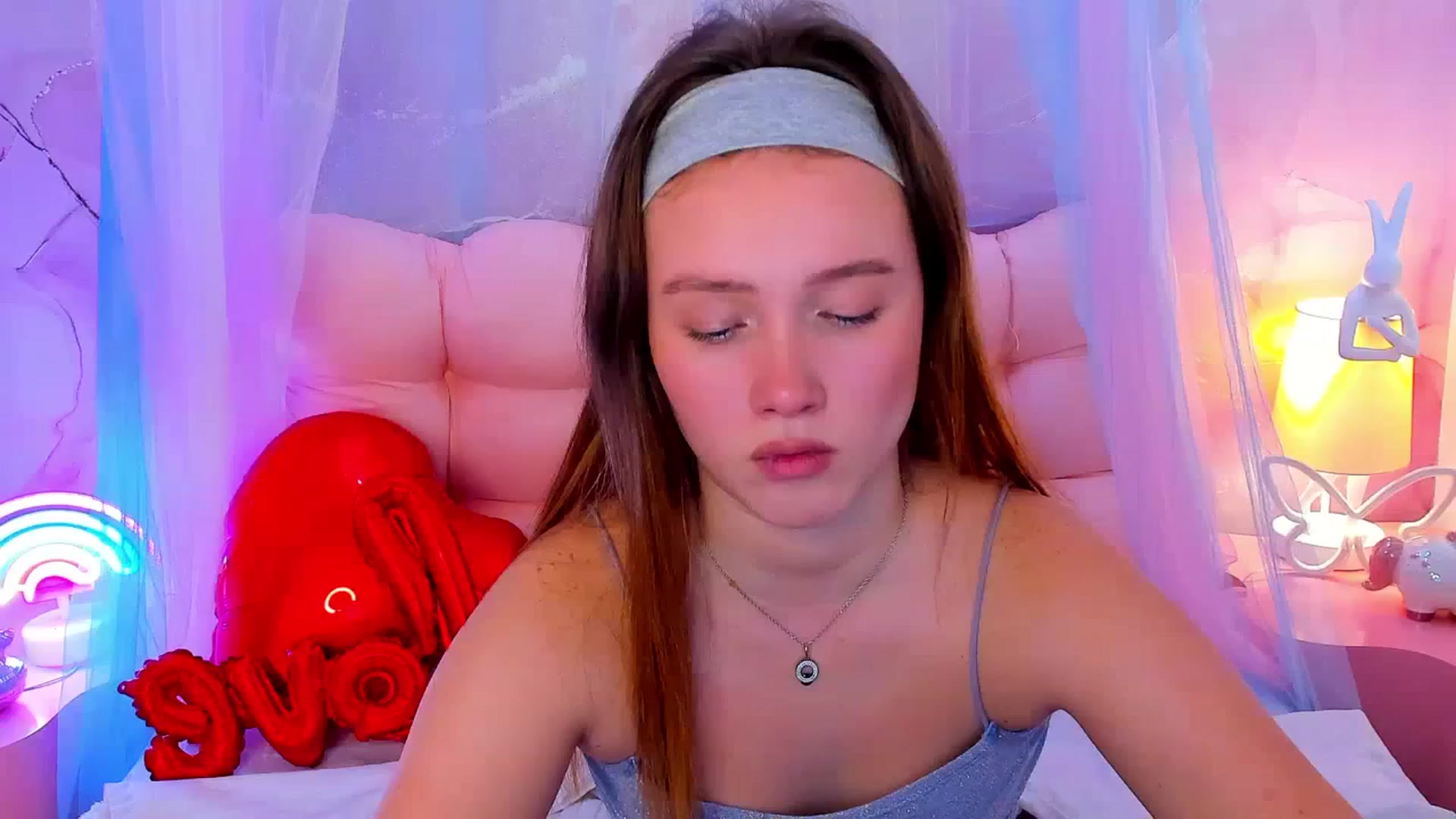 Gallery image thumbnail from Beatrizz's myfreecams stream on, 02/17/2026, 09:47 image 18 of 20