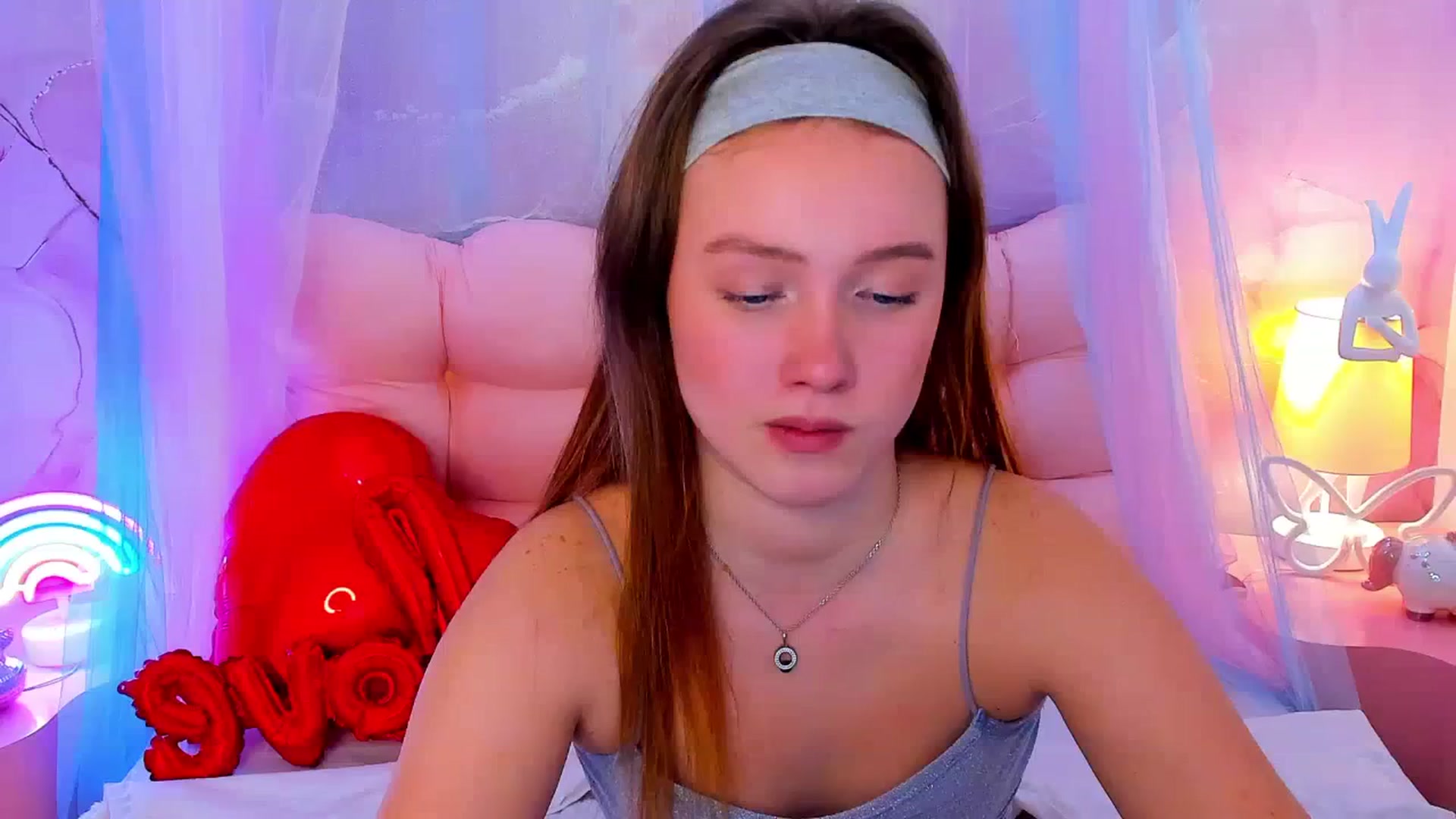 Gallery image thumbnail from Beatrizz's myfreecams stream on, 02/17/2026, 09:47 image 10 of 20