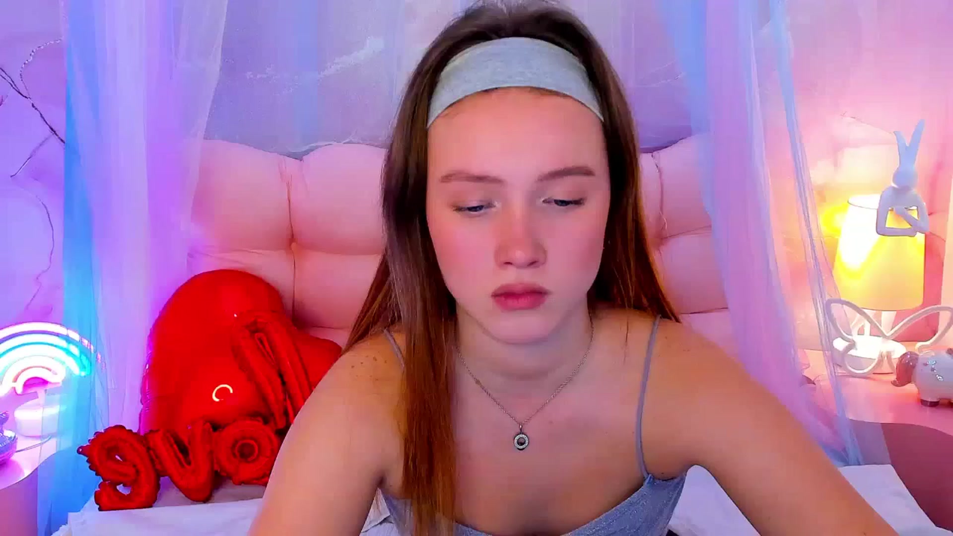 Gallery image thumbnail from Beatrizz's myfreecams stream on, 02/17/2026, 09:47 image 11 of 20