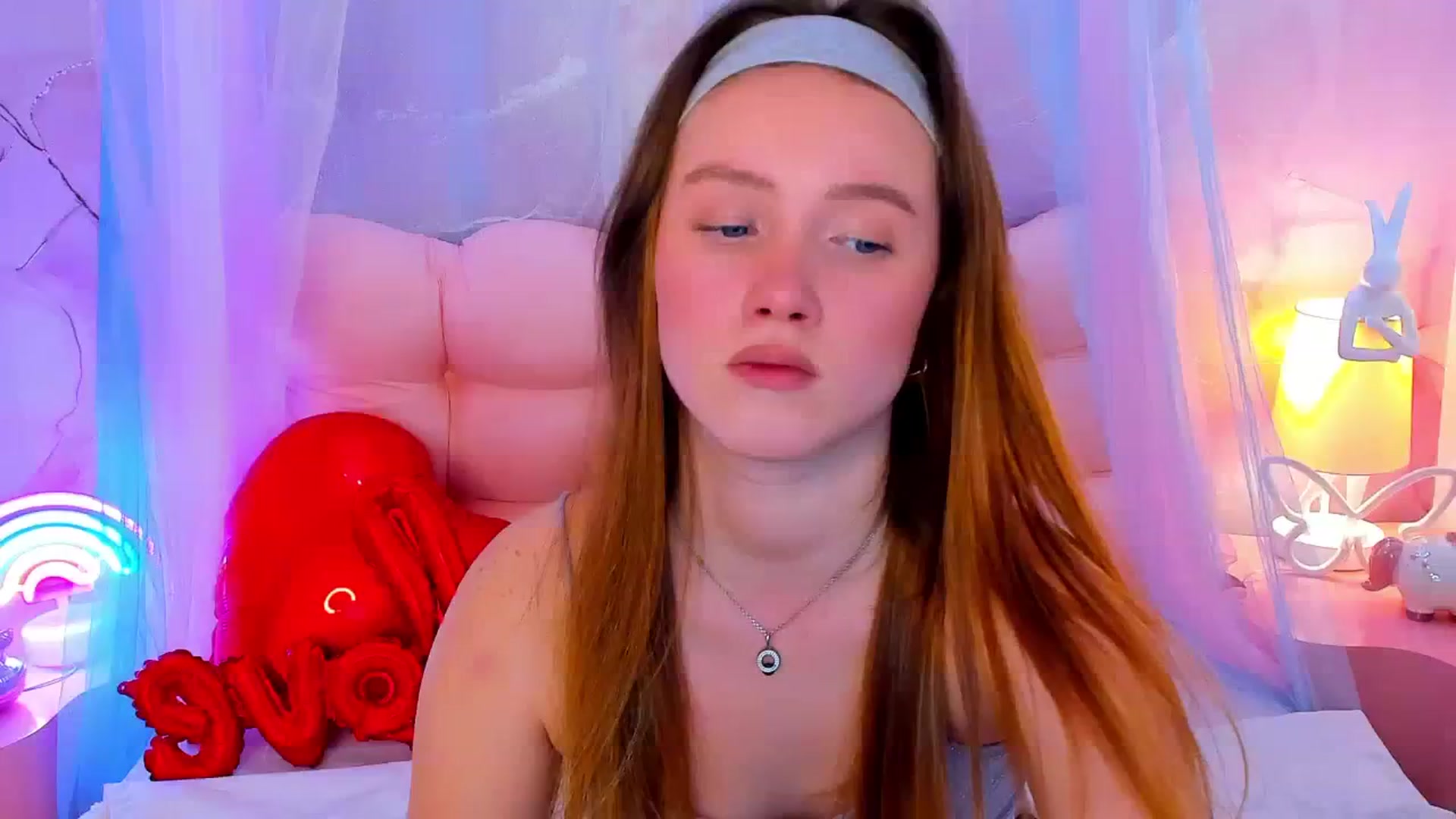 Gallery image thumbnail from Beatrizz's myfreecams stream on, 02/17/2026, 09:47 image 6 of 20