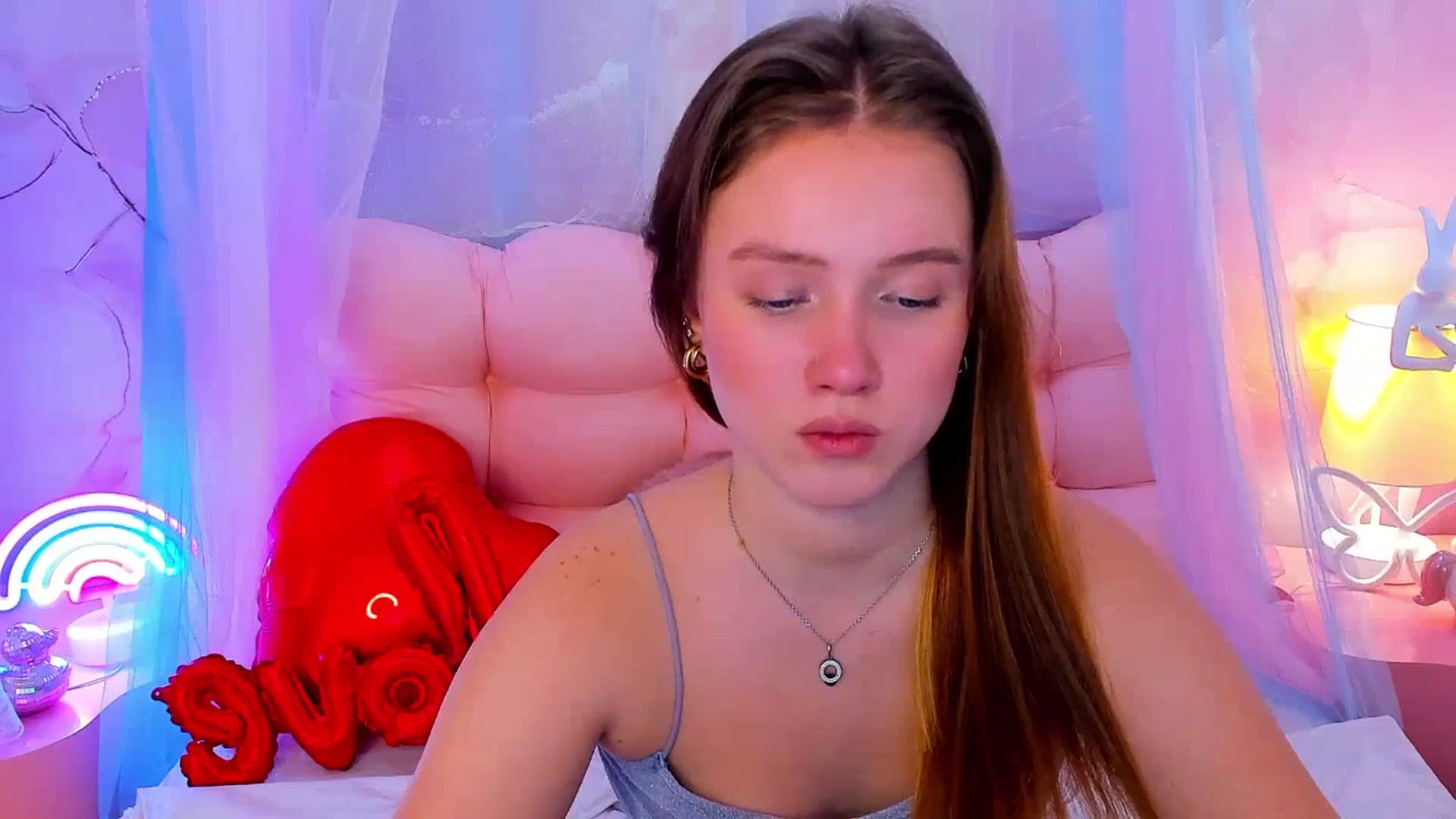 Gallery image thumbnail from Beatrizz's myfreecams stream on, 02/17/2026, 12:02 image 6 of 20