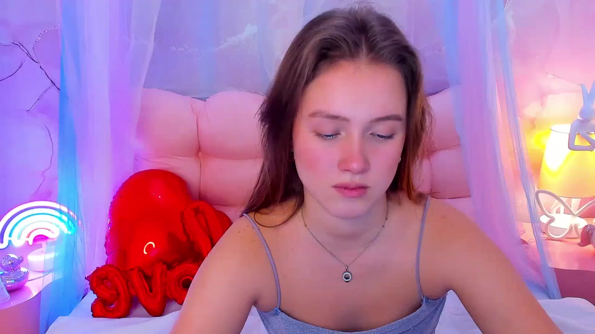 Gallery image thumbnail from Beatrizz's myfreecams stream on, 02/17/2026, 12:57 image 4 of 20