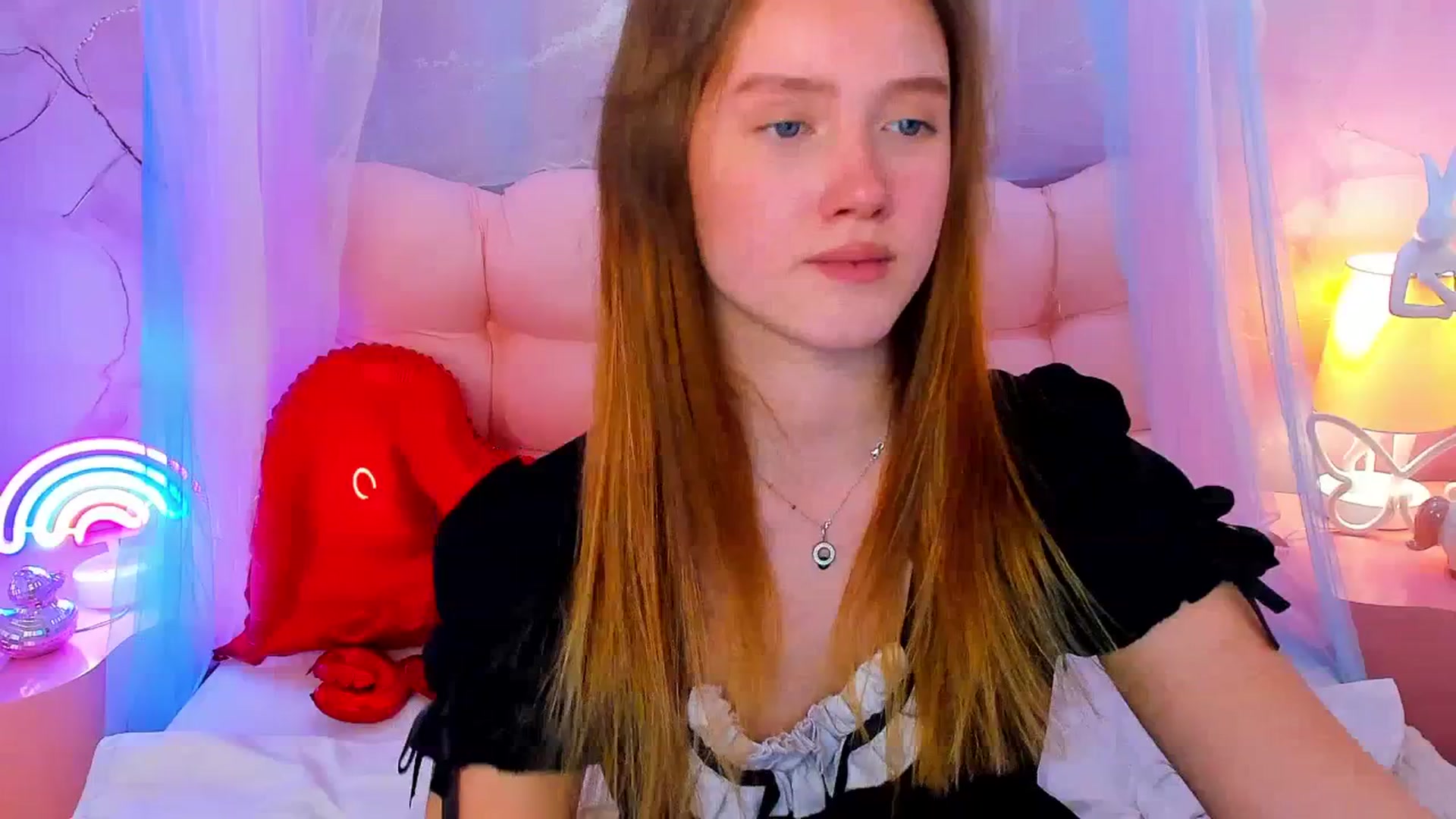 Gallery image thumbnail from Beatrizz's myfreecams stream on, 02/18/2026, 08:33 image 19 of 20