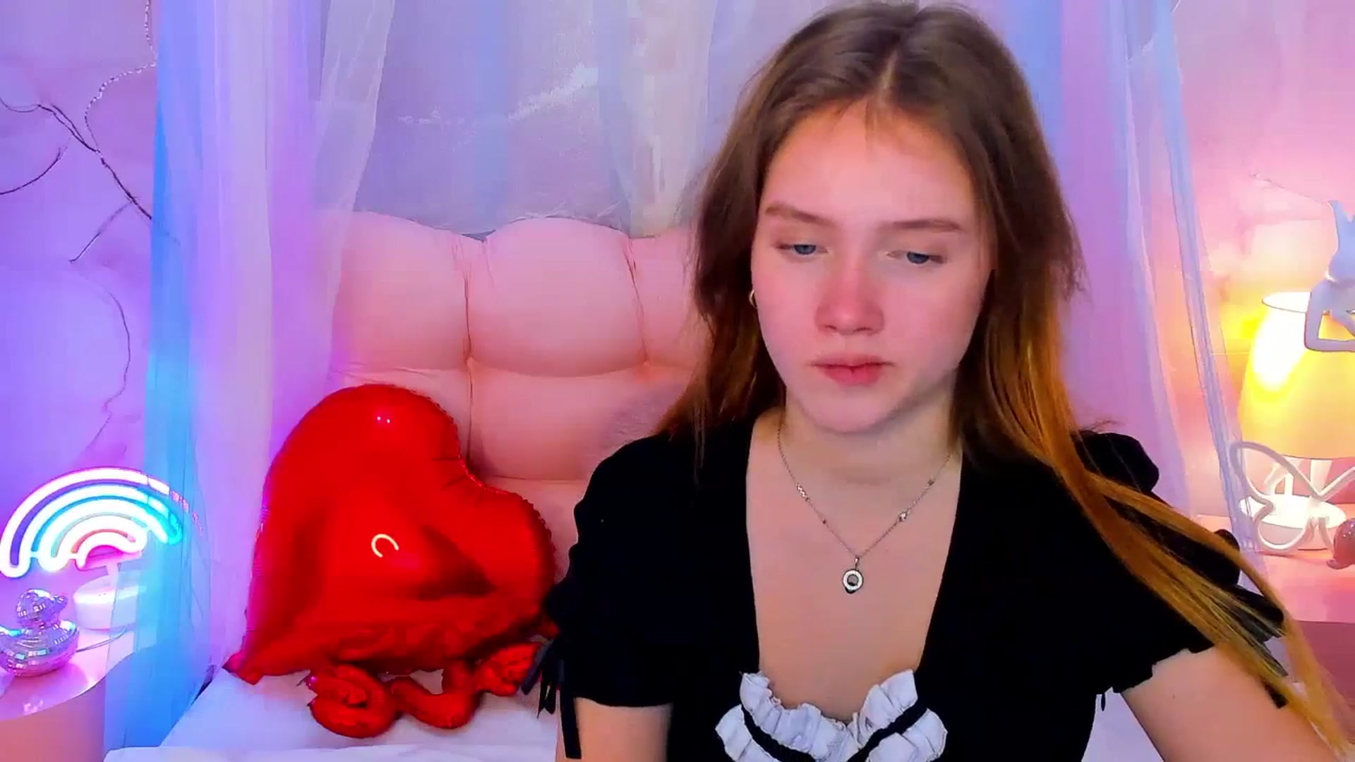 Gallery image thumbnail from Beatrizz's myfreecams stream on, 02/18/2026, 11:20 image 11 of 20