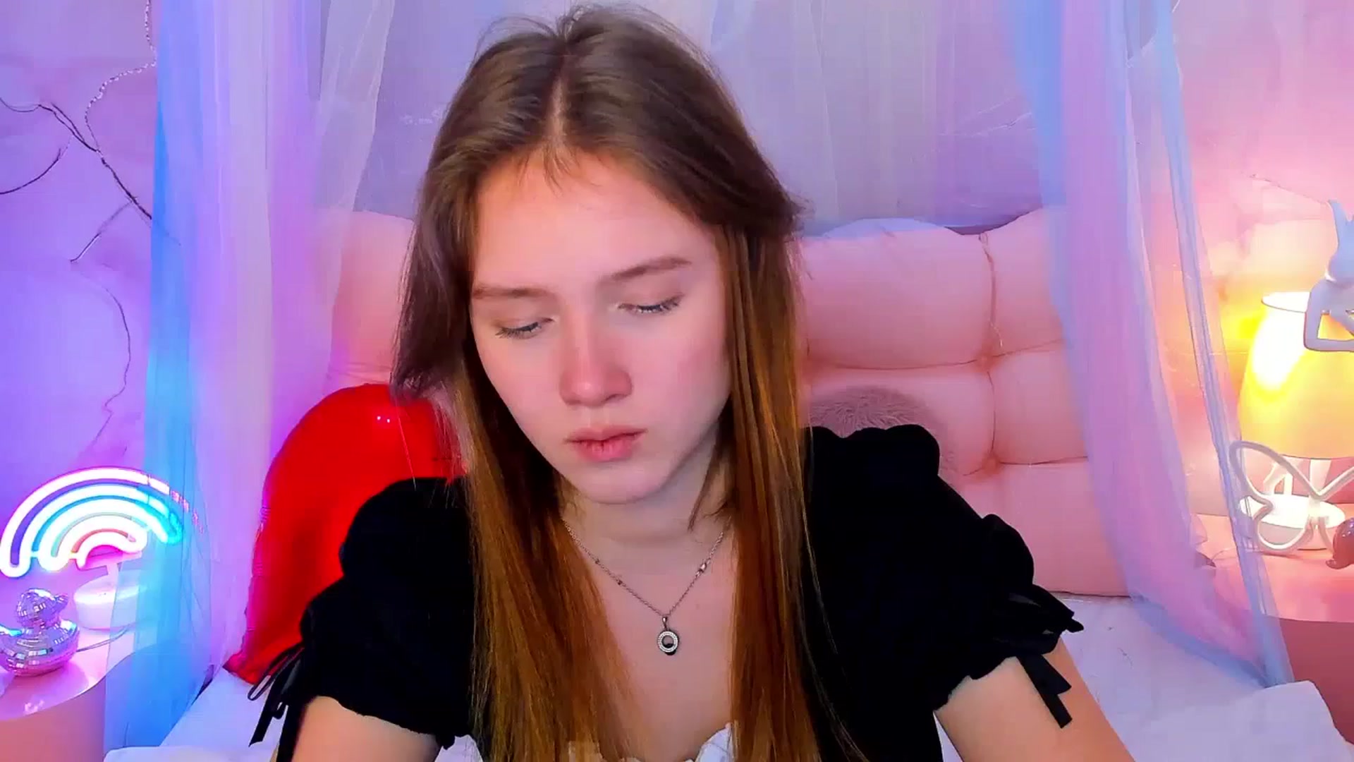 Gallery image thumbnail from Beatrizz's myfreecams stream on, 02/18/2026, 11:20 image 6 of 20