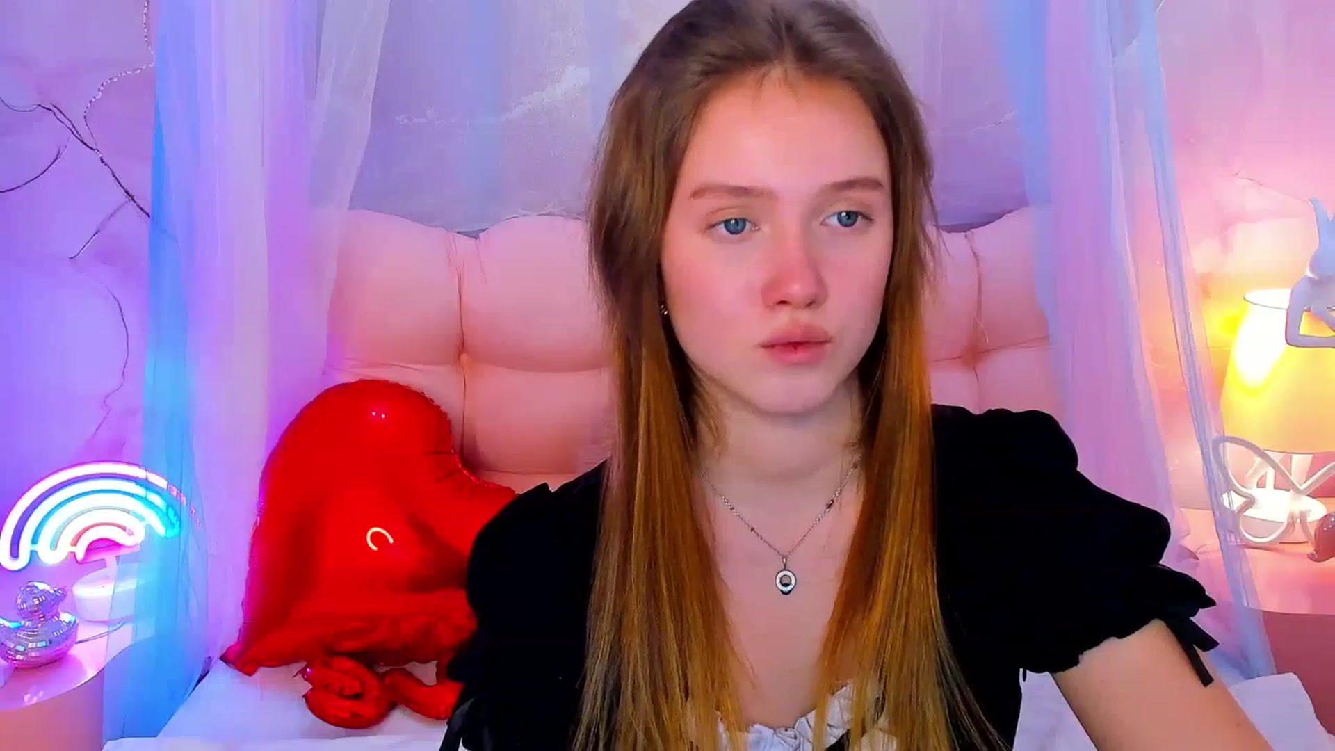 Gallery image thumbnail from Beatrizz's myfreecams stream on, 02/18/2026, 11:20 image 18 of 20