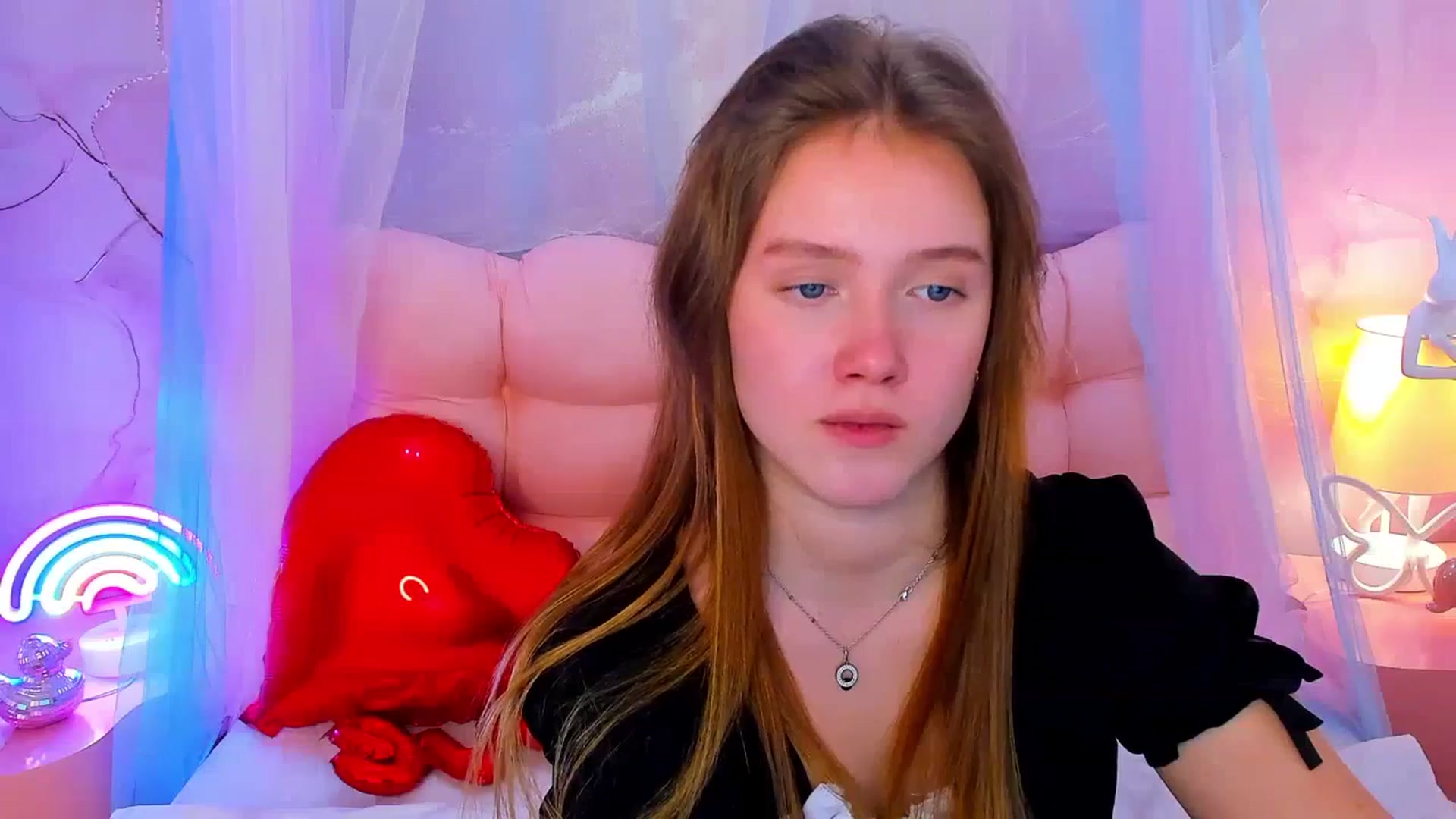Gallery image thumbnail from Beatrizz's myfreecams stream on, 02/18/2026, 11:20 image 19 of 20