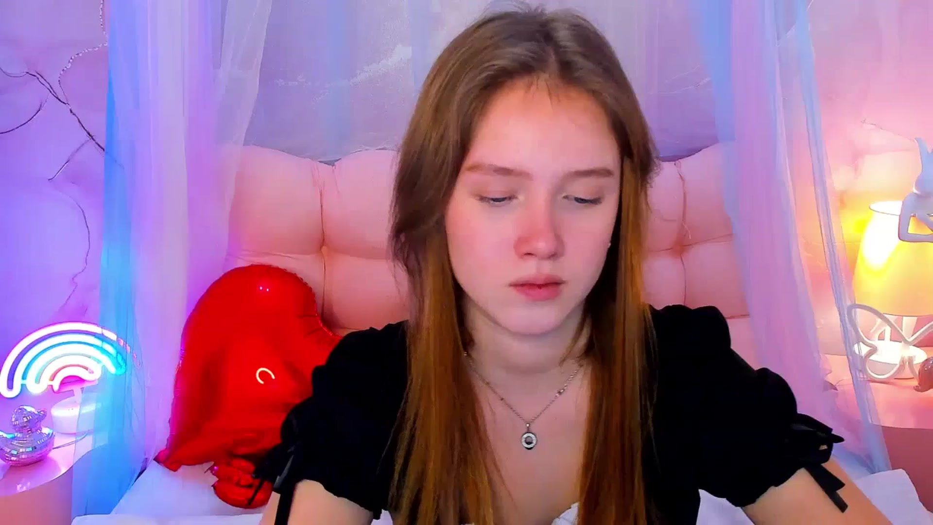 Gallery image thumbnail from Beatrizz's myfreecams stream on, 02/18/2026, 11:20 image 7 of 20