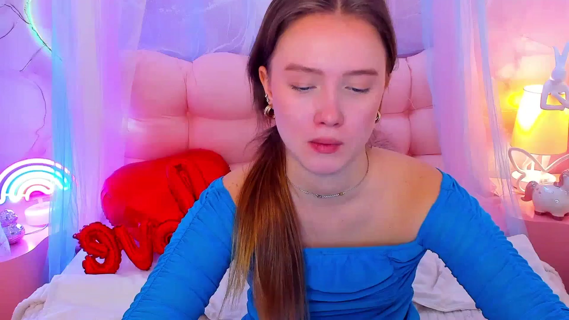 Gallery image thumbnail from Beatrizz's myfreecams stream on, 02/20/2026, 08:17 image 19 of 20