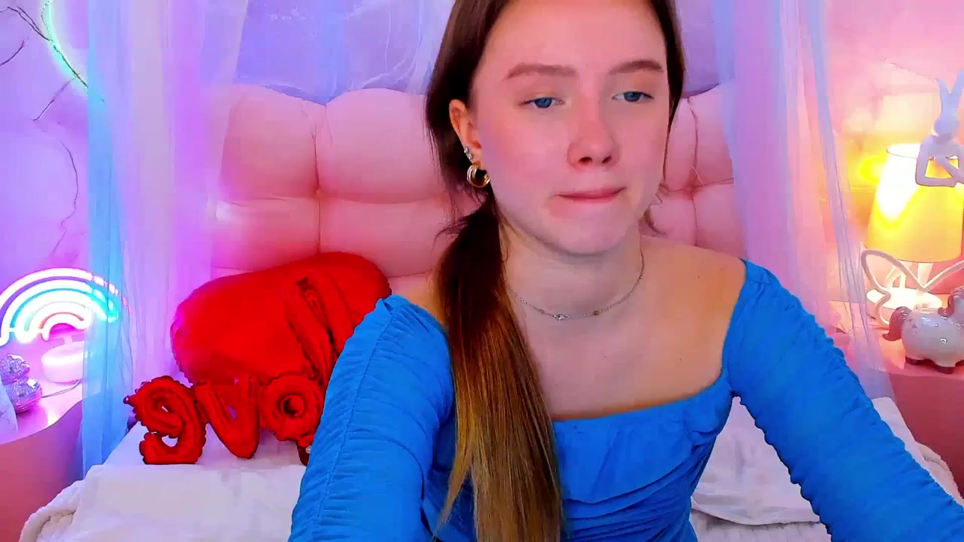 Gallery image thumbnail from Beatrizz's myfreecams stream on, 02/20/2026, 08:55 image 3 of 20