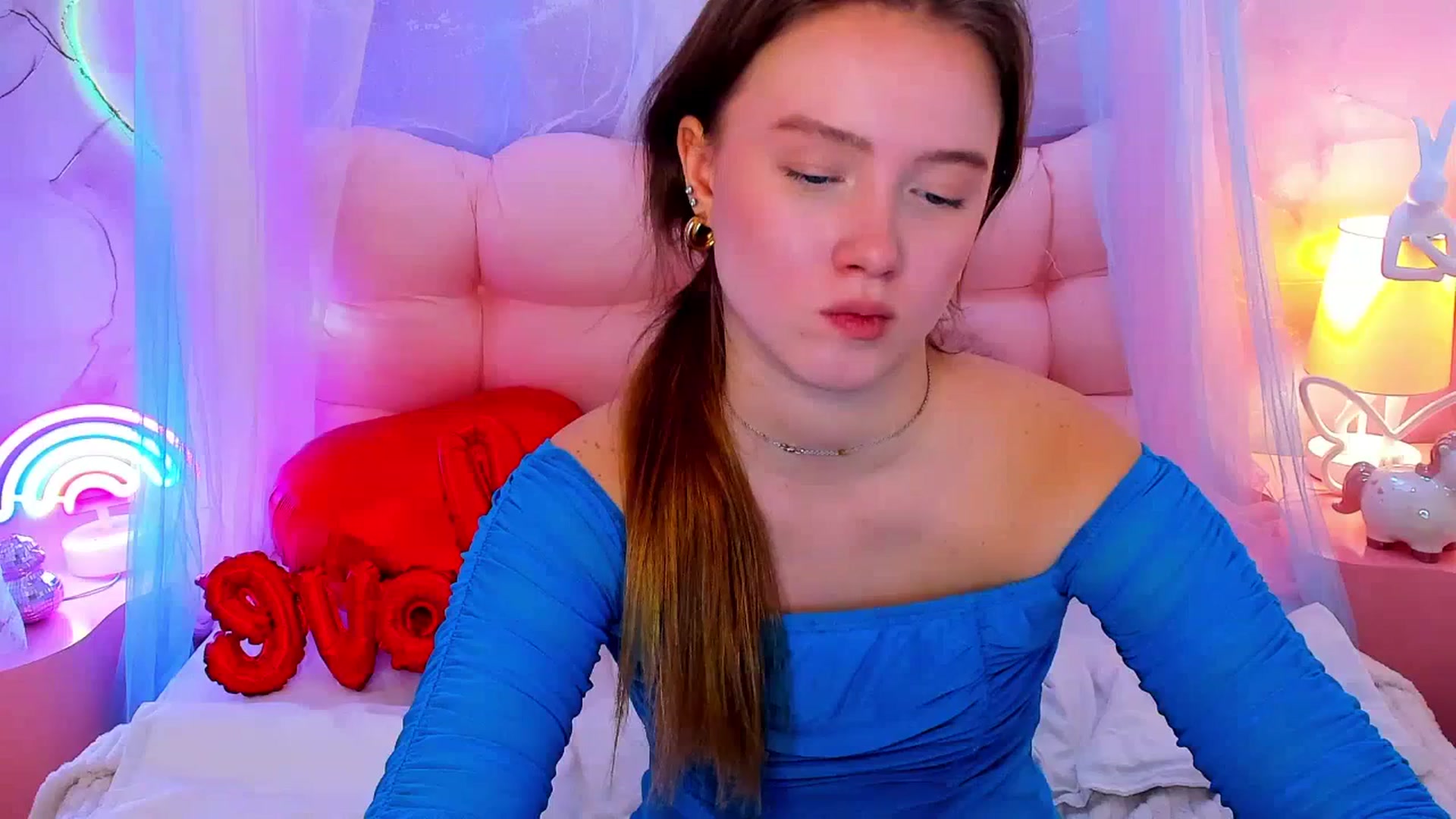 Gallery image thumbnail from Beatrizz's myfreecams stream on, 02/20/2026, 08:55 image 10 of 20