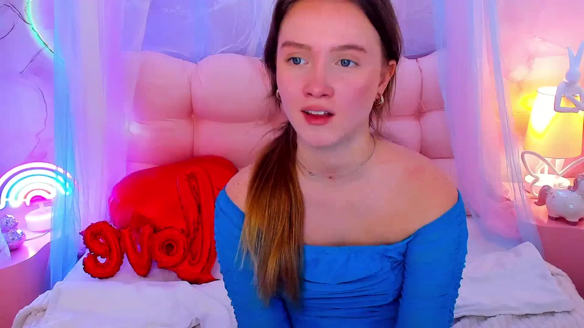 Gallery image thumbnail from Beatrizz's myfreecams stream on, 02/20/2026, 08:55 image 20 of 20