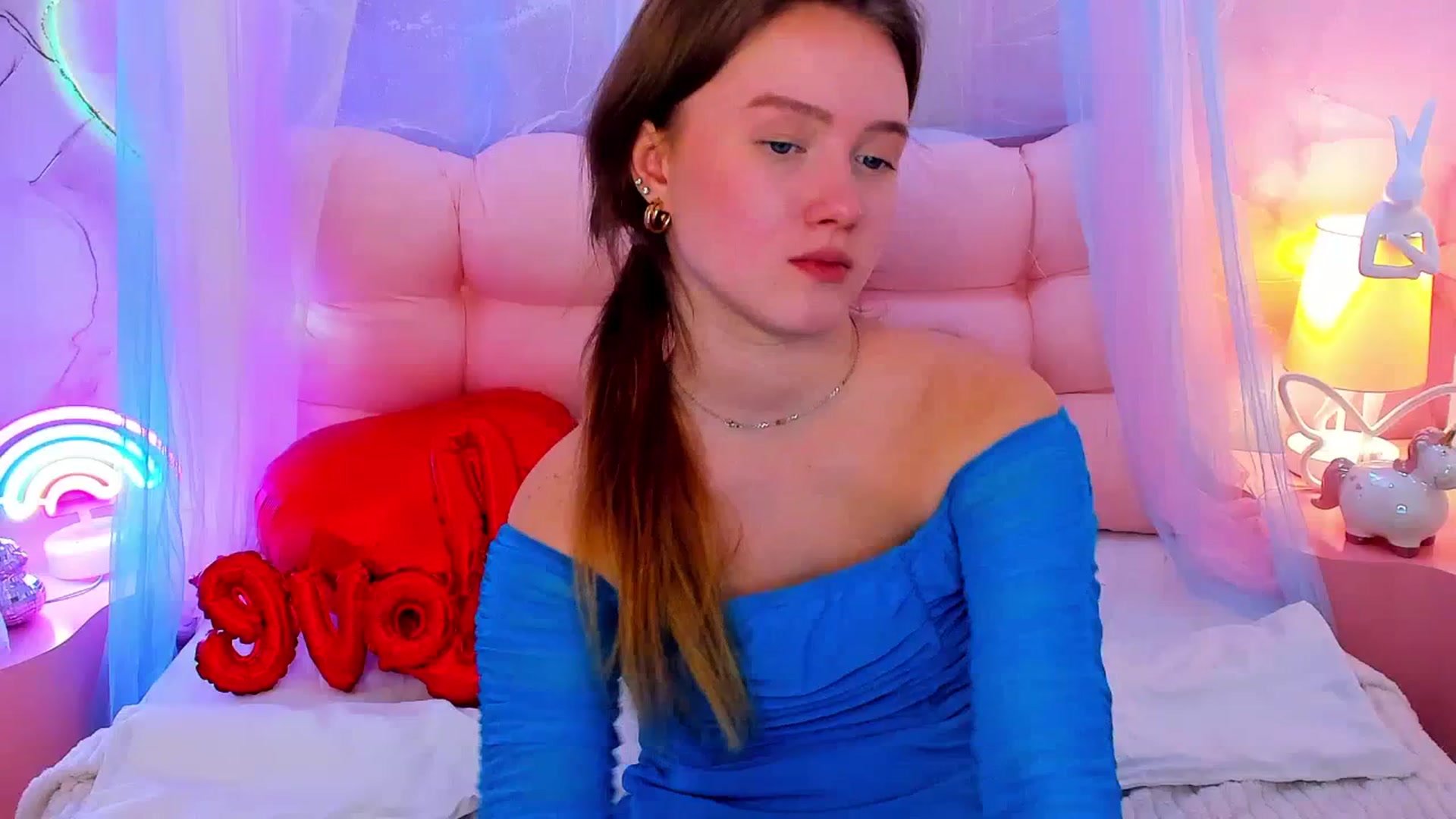 Gallery image thumbnail from Beatrizz's myfreecams stream on, 02/20/2026, 09:22 image 1 of 20