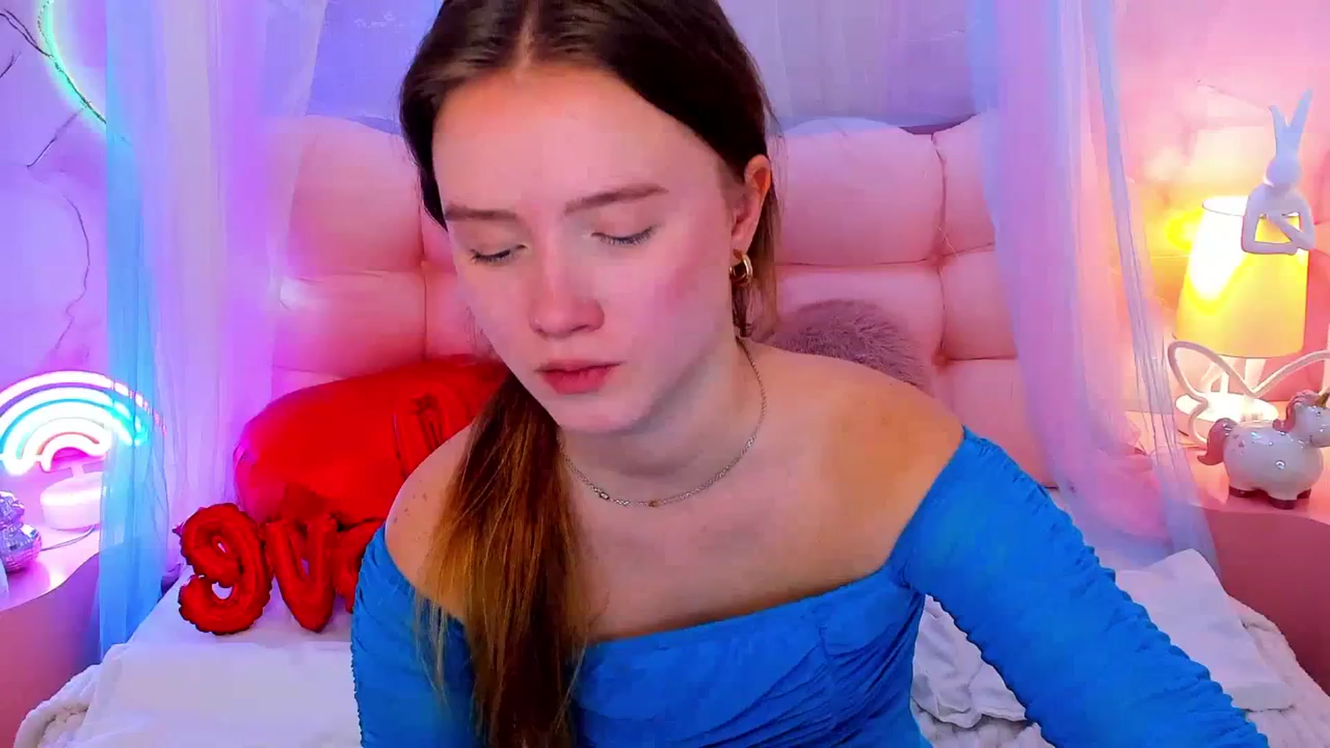 Gallery image thumbnail from Beatrizz's myfreecams stream on, 02/20/2026, 09:22 image 2 of 20