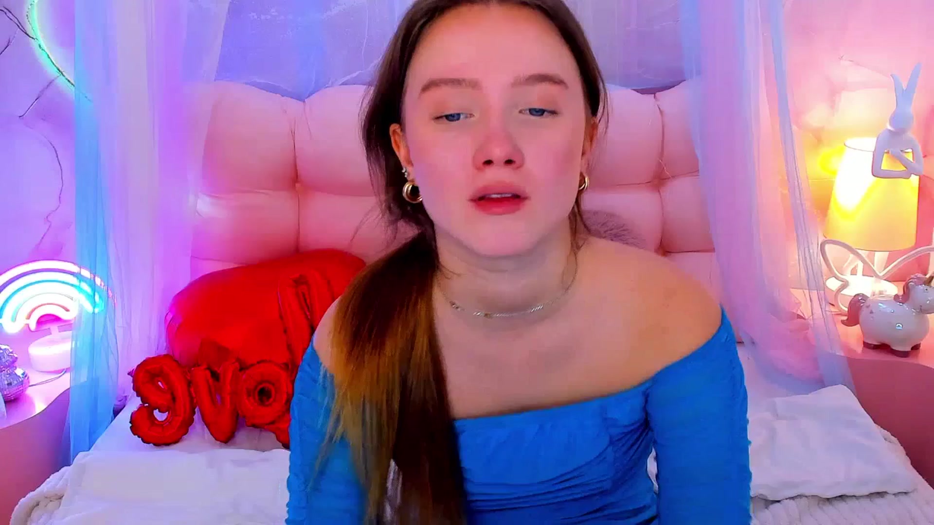 Gallery image thumbnail from Beatrizz's myfreecams stream on, 02/20/2026, 09:22 image 14 of 20