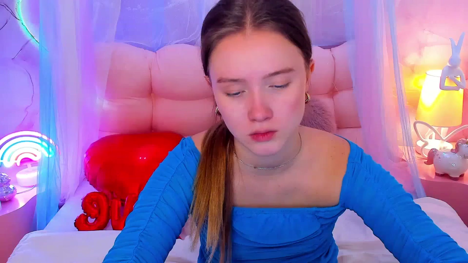 Gallery image thumbnail from Beatrizz's myfreecams stream on, 02/20/2026, 11:18 image 14 of 20
