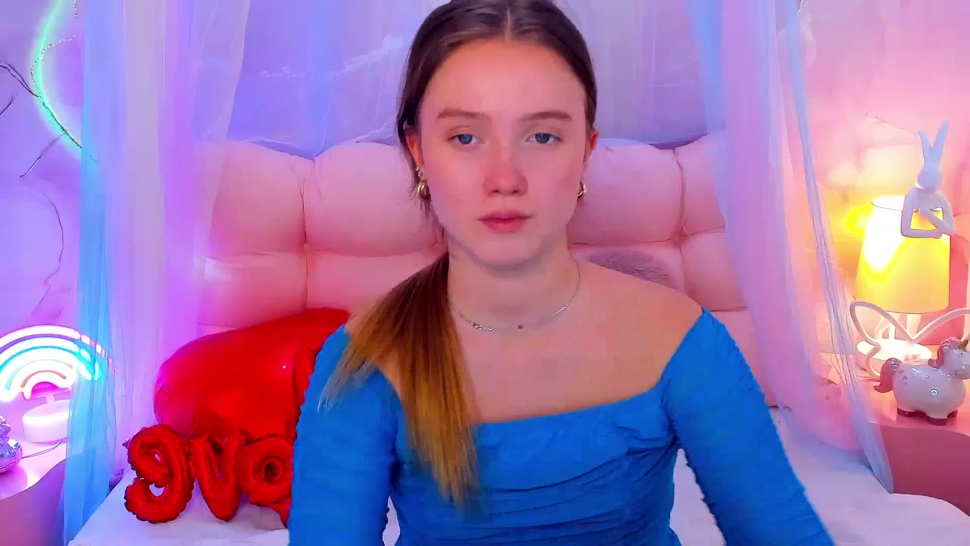 Gallery image thumbnail from Beatrizz's myfreecams stream on, 02/20/2026, 12:03 image 13 of 20