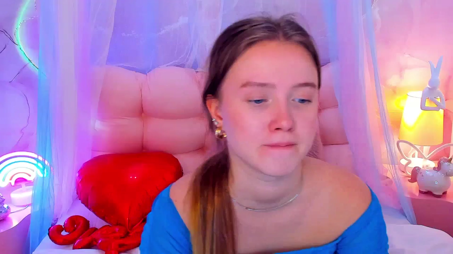 Gallery image thumbnail from Beatrizz's myfreecams stream on, 02/20/2026, 12:03 image 5 of 20