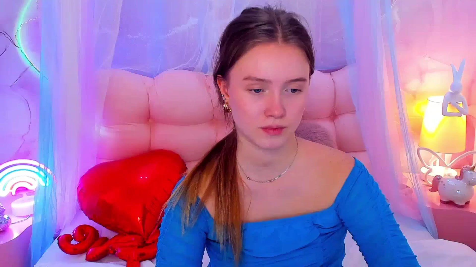 Gallery image thumbnail from Beatrizz's myfreecams stream on, 02/20/2026, 12:03 image 12 of 20