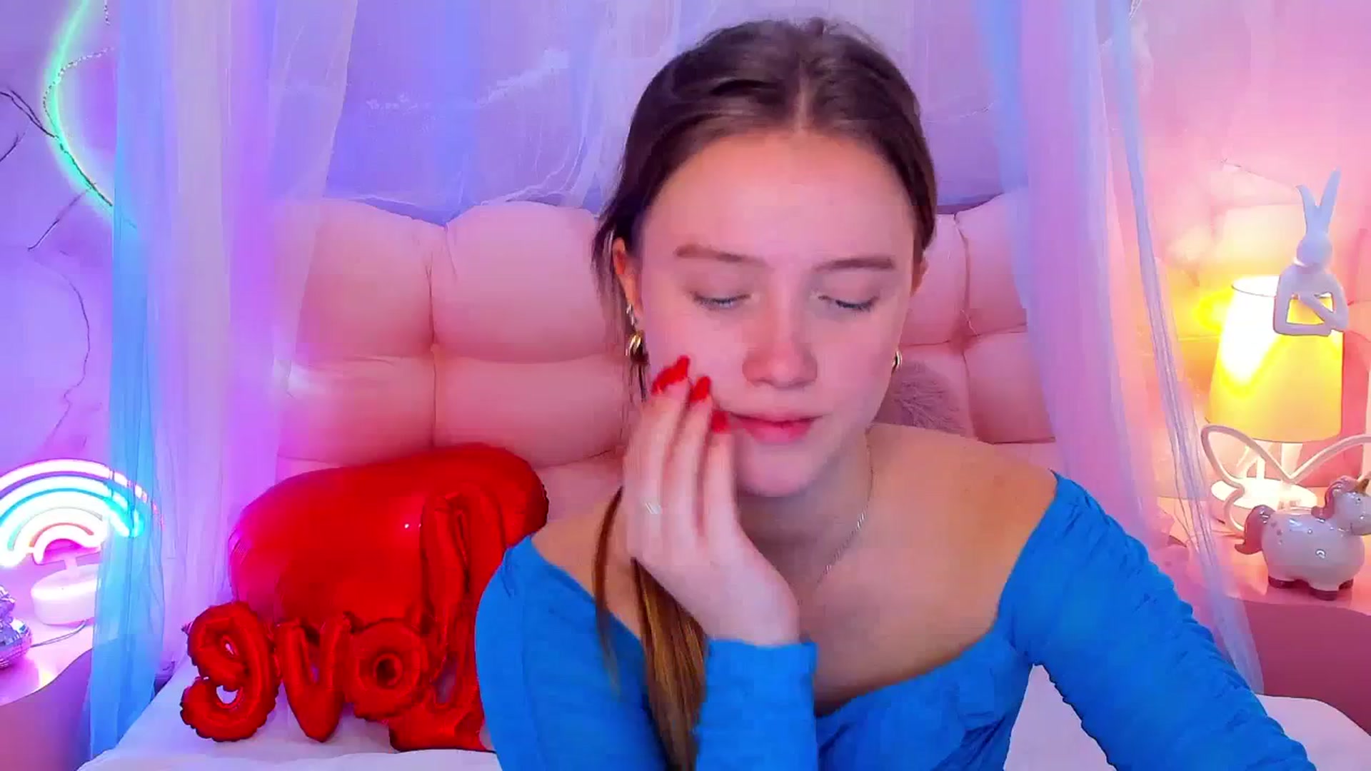 Gallery image thumbnail from Beatrizz's myfreecams stream on, 02/20/2026, 12:58 image 17 of 20