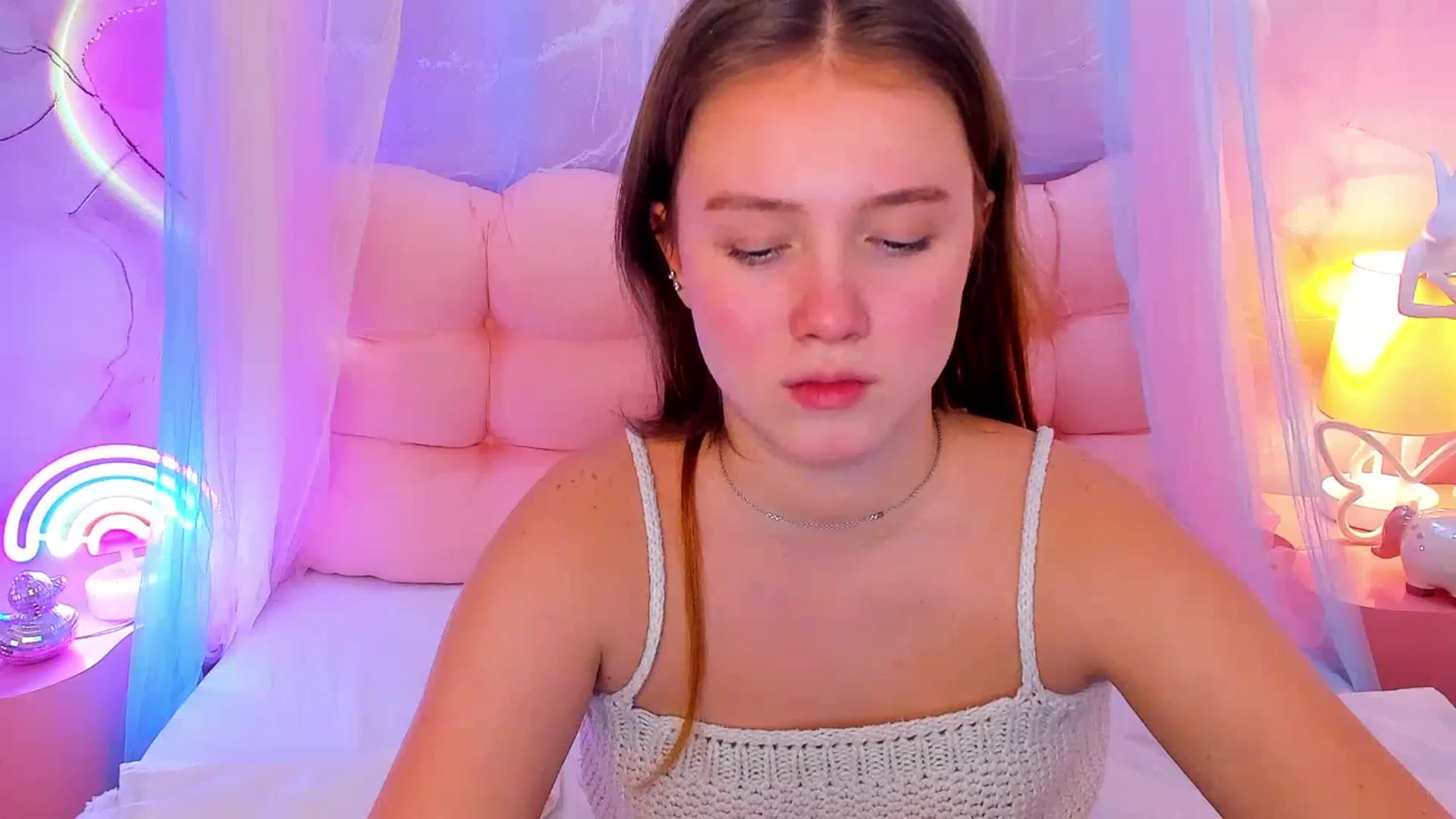Gallery image thumbnail from Beatrizz's myfreecams stream on, 02/23/2026, 12:35 image 12 of 20