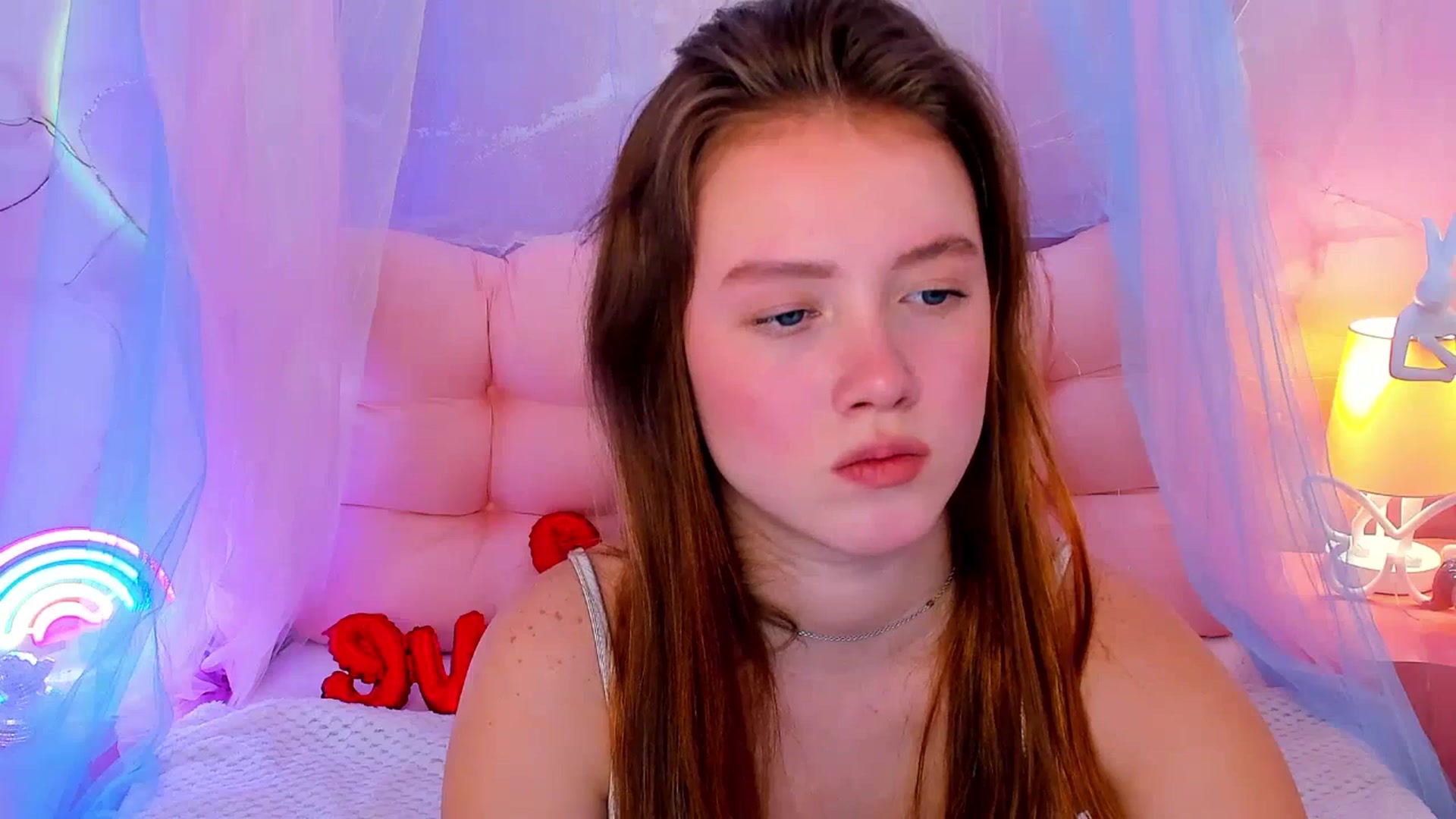 Gallery image thumbnail from Beatrizz's myfreecams stream on, 02/24/2026, 08:02 image 18 of 20