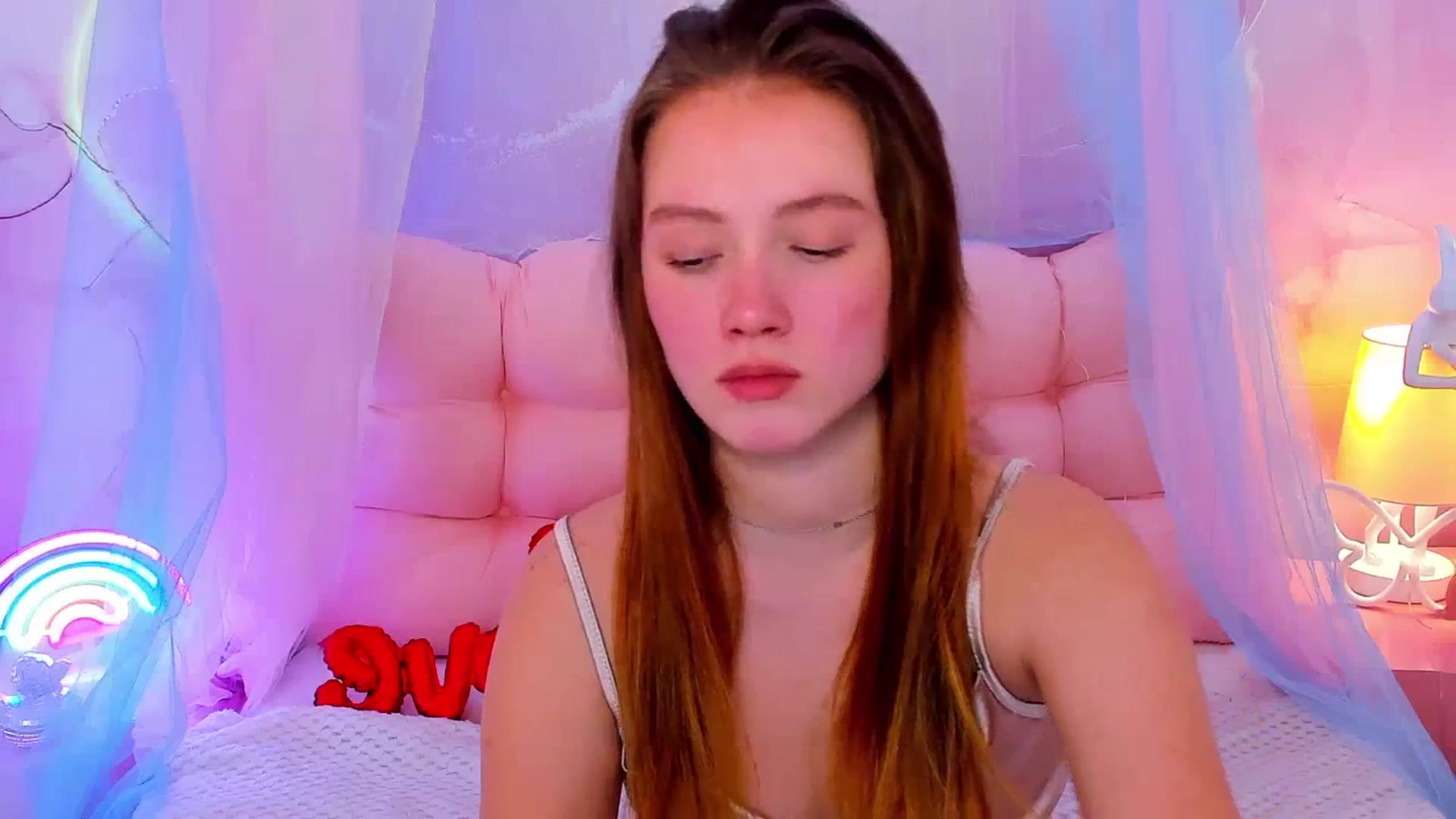 Gallery image thumbnail from Beatrizz's myfreecams stream on, 02/24/2026, 09:43 image 4 of 20