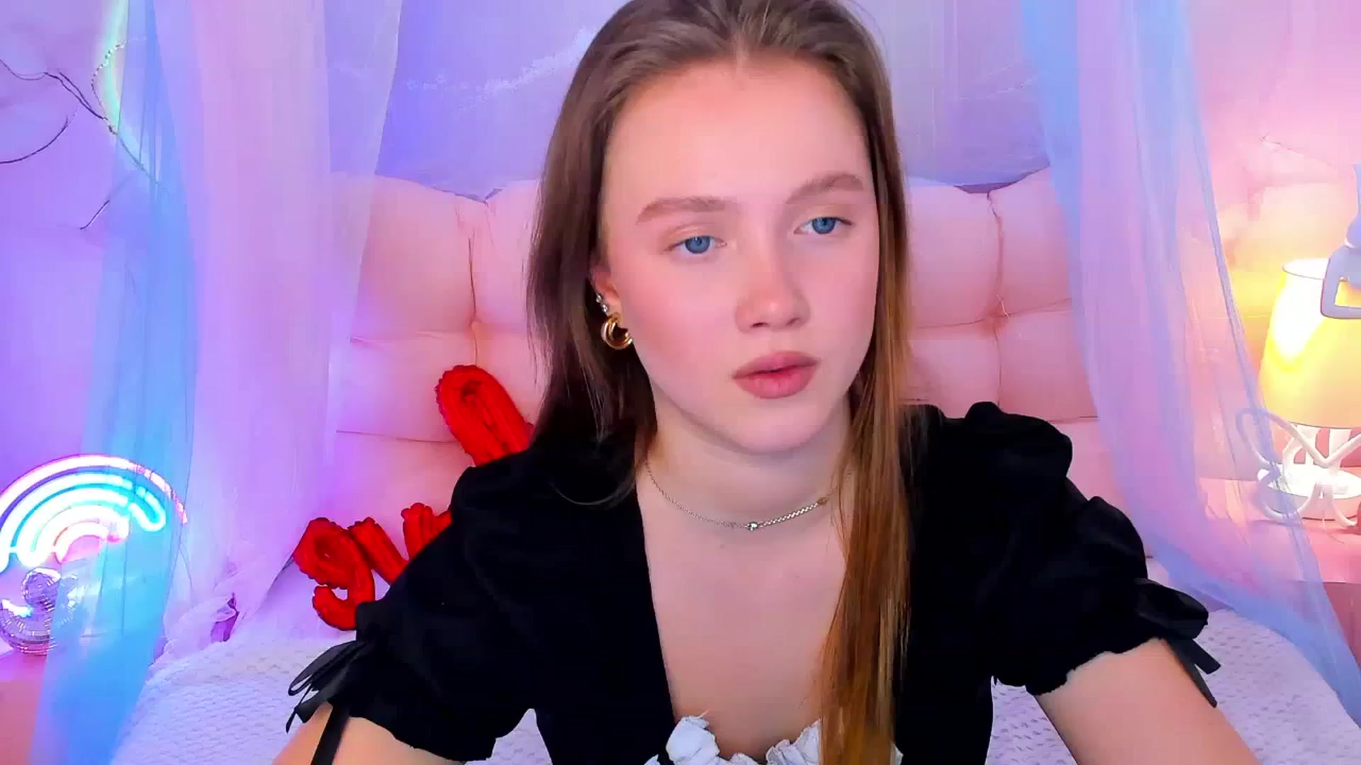 Gallery image thumbnail from Beatrizz's myfreecams stream on, 02/25/2026, 09:35 image 5 of 20