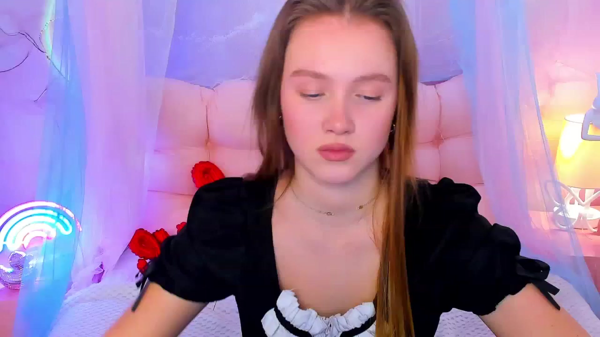 Gallery image thumbnail from Beatrizz's myfreecams stream on, 02/25/2026, 09:35 image 6 of 20