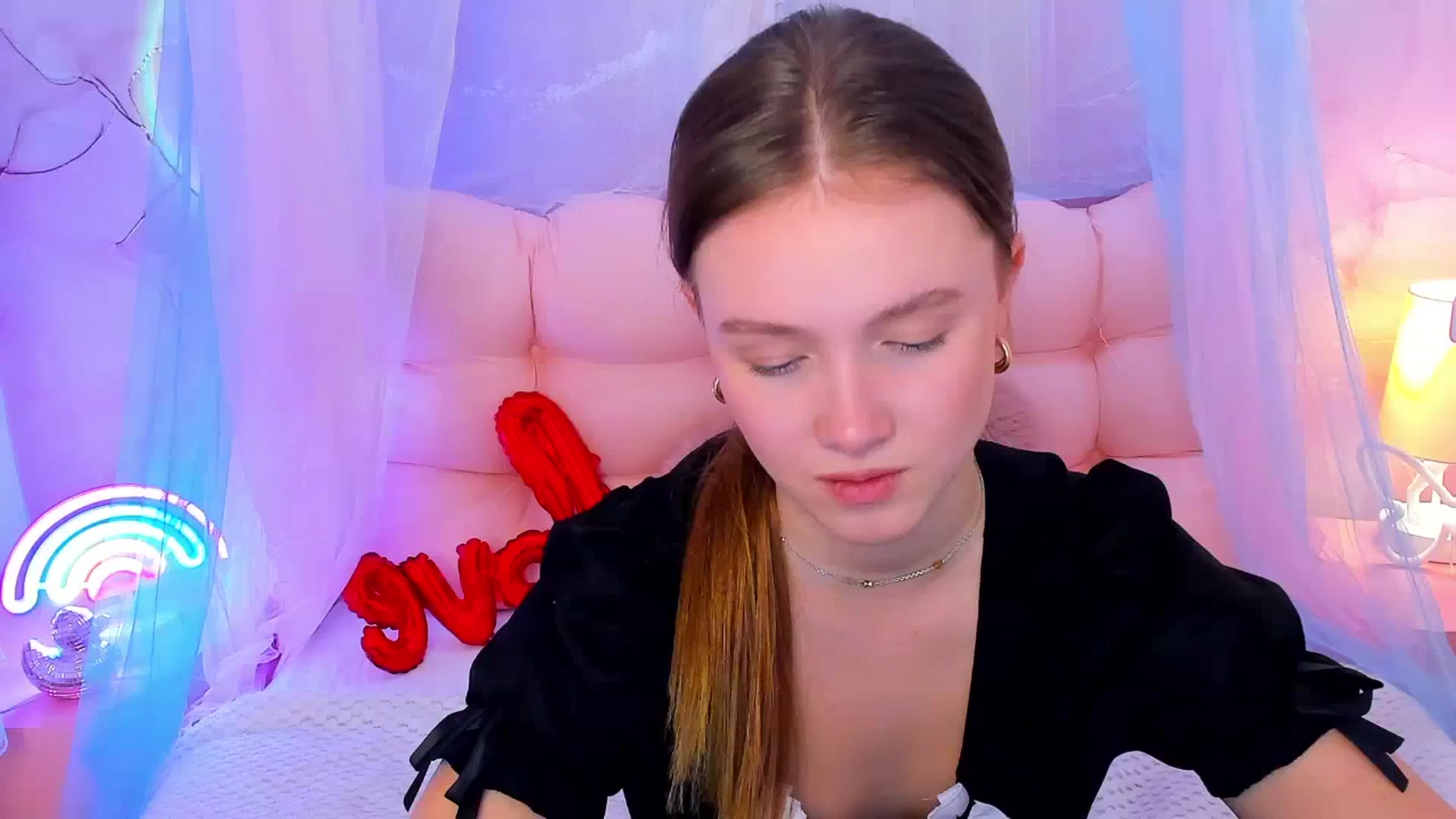 Gallery image thumbnail from Beatrizz's myfreecams stream on, 02/25/2026, 11:43 image 20 of 20