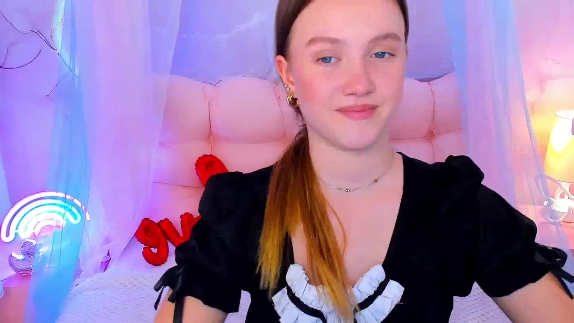 Gallery image thumbnail from Beatrizz's myfreecams stream on, 02/25/2026, 11:43 image 18 of 20