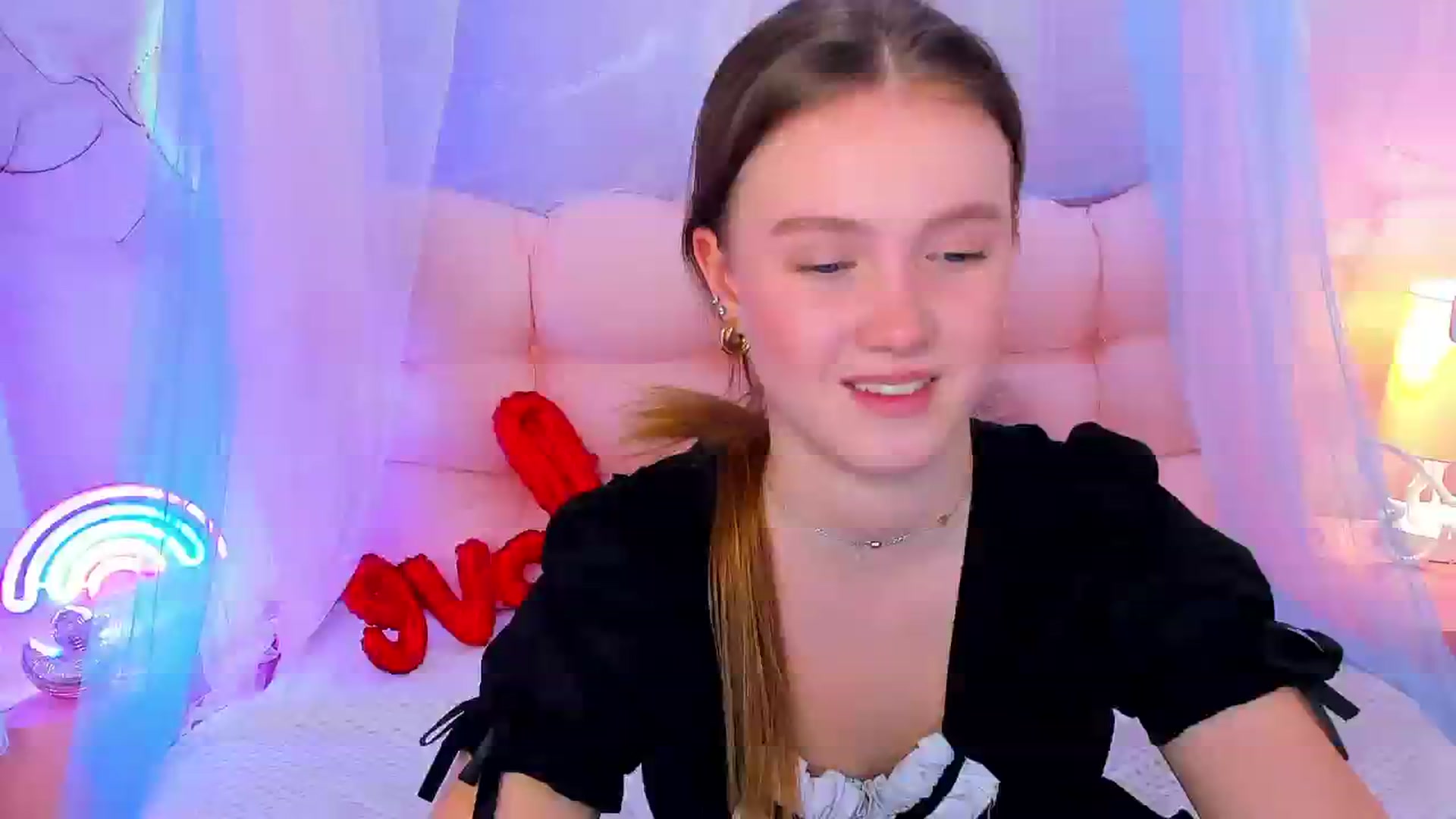 Gallery image thumbnail from Beatrizz's myfreecams stream on, 02/25/2026, 12:12 image 13 of 20